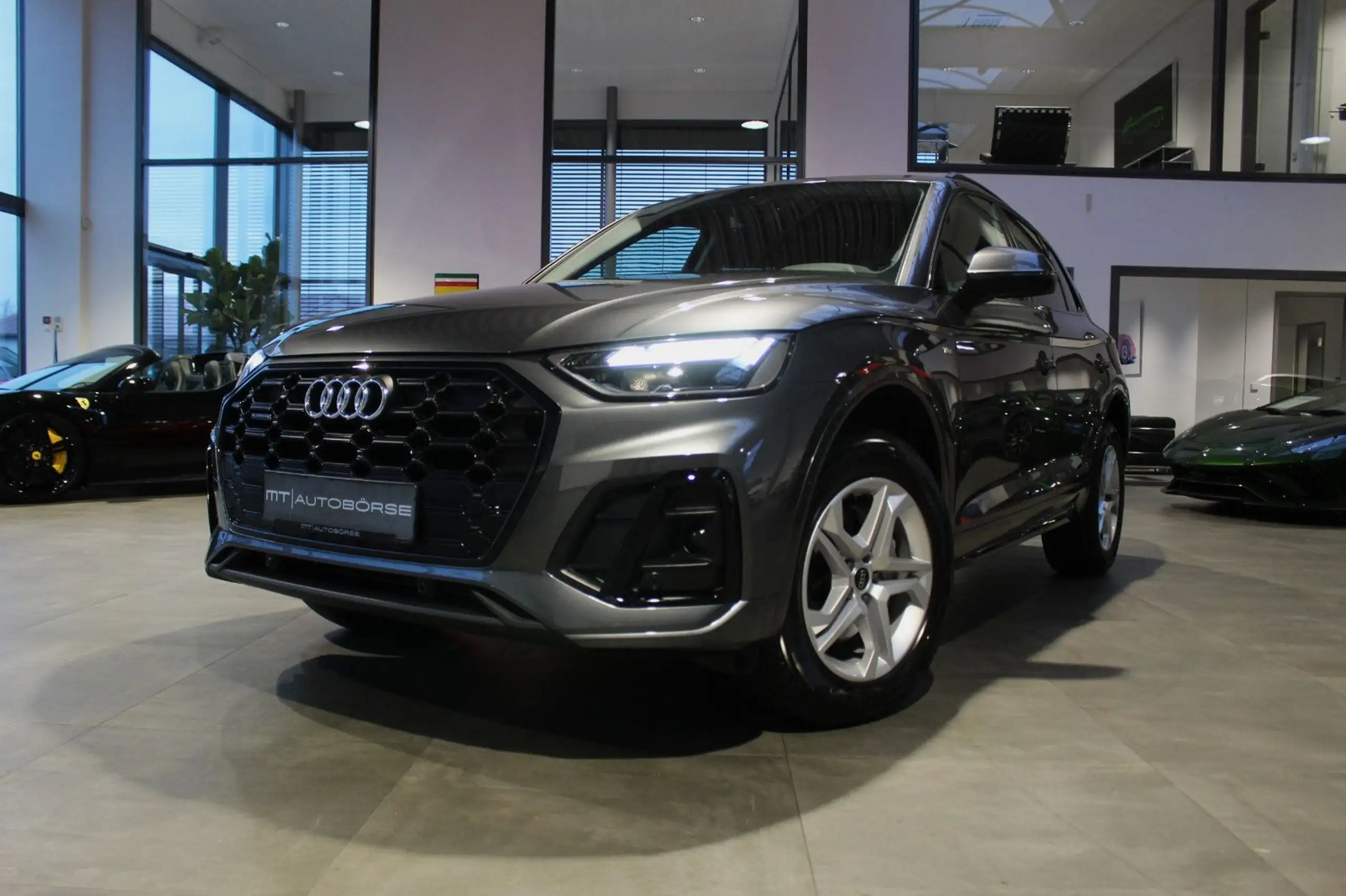 Audi - Q5