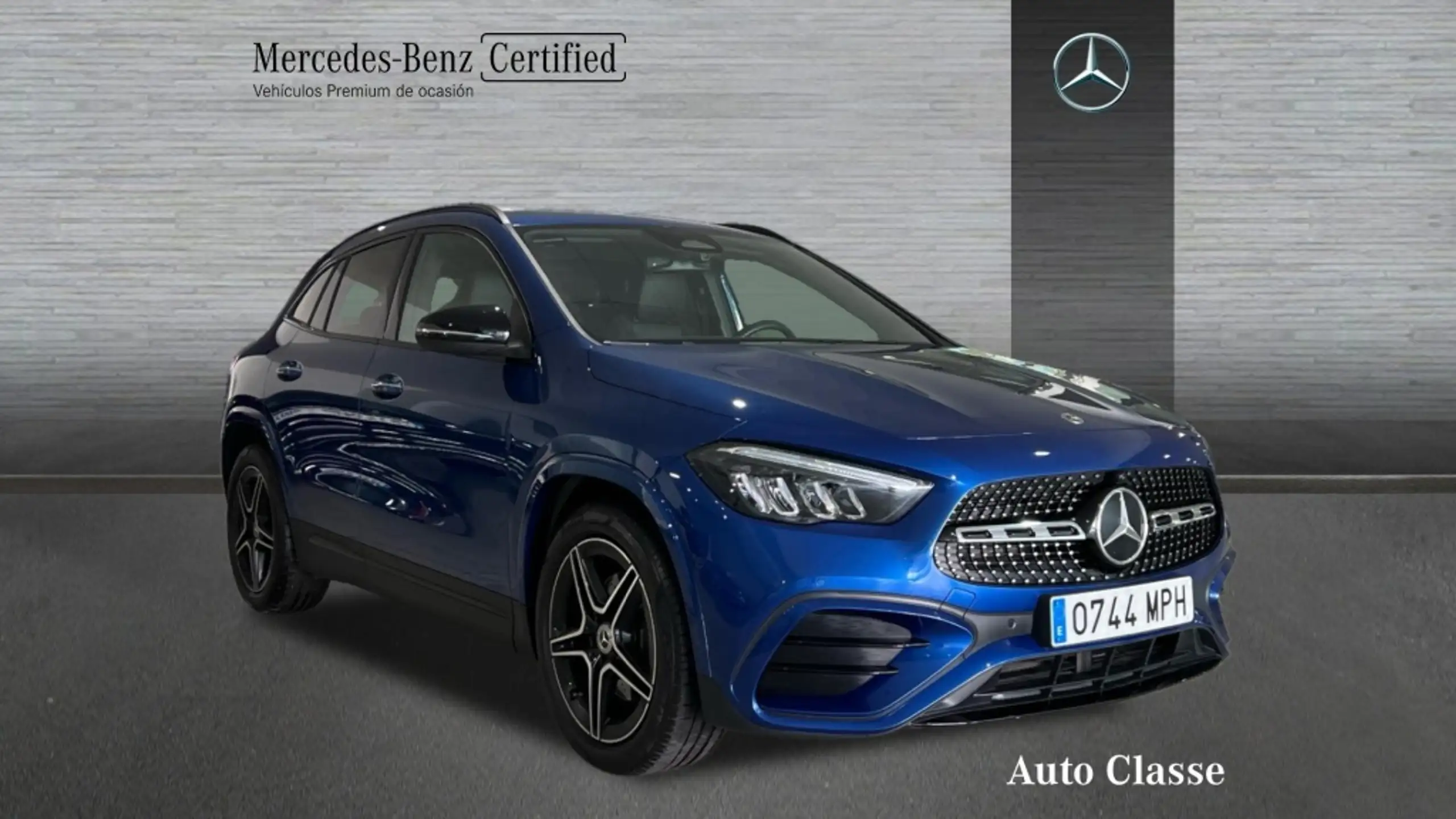 Mercedes-Benz - GLA 200