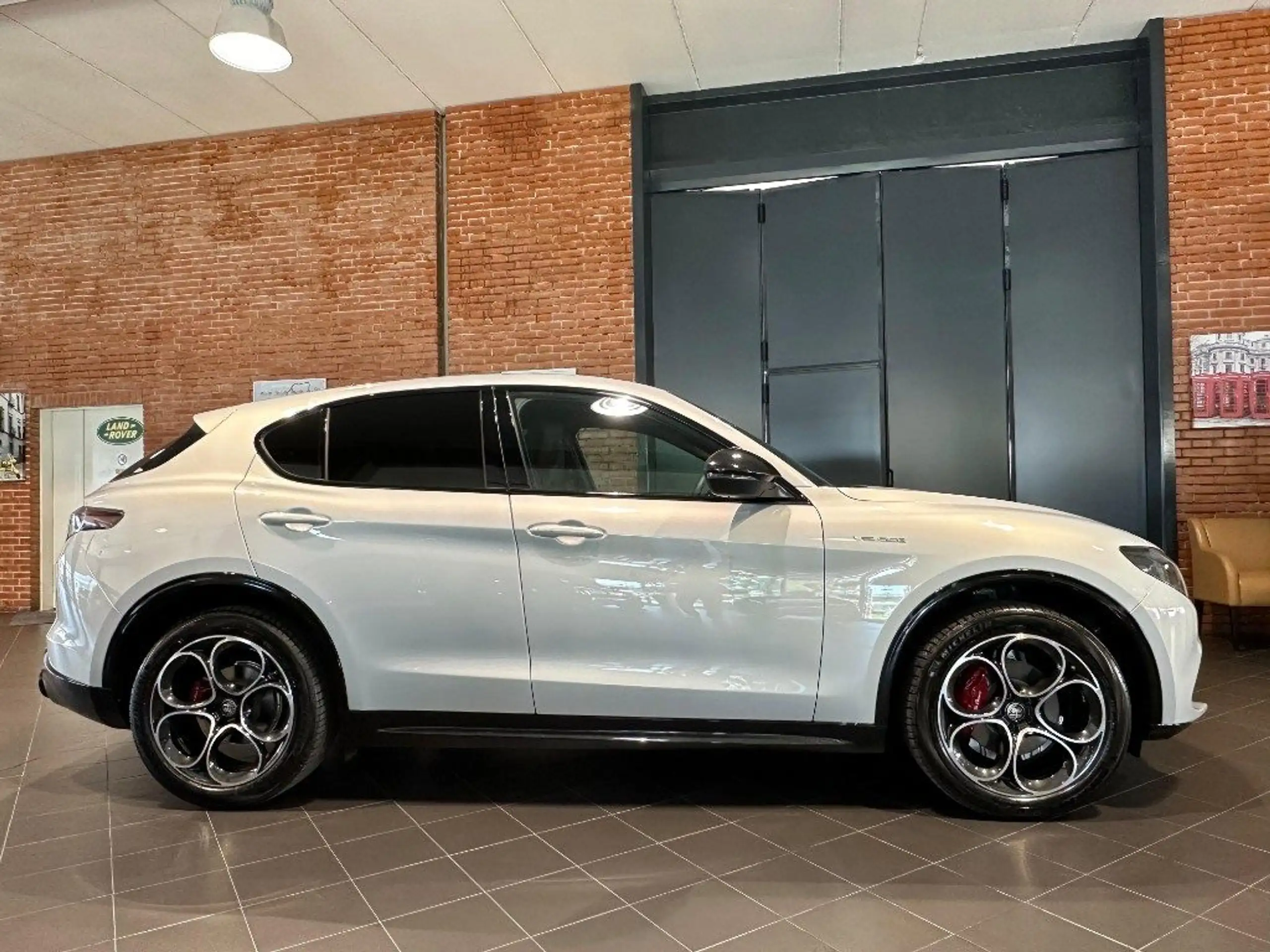 Alfa Romeo - Stelvio