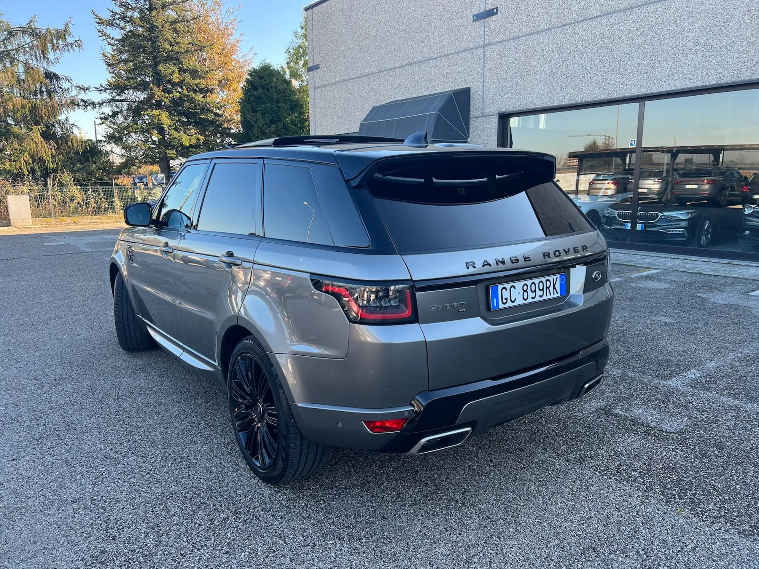 Land Rover - Range Rover Sport