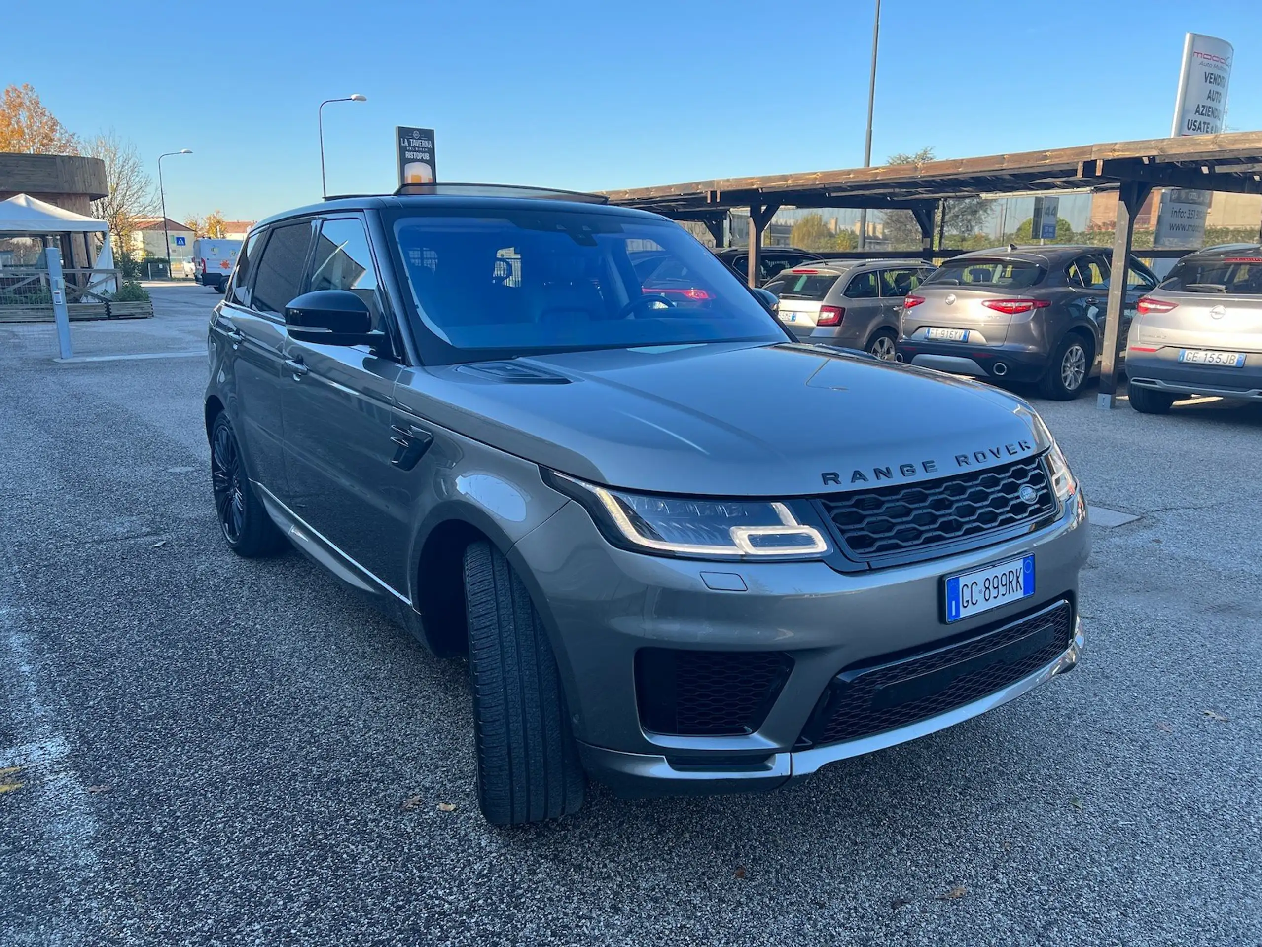 Land Rover - Range Rover Sport