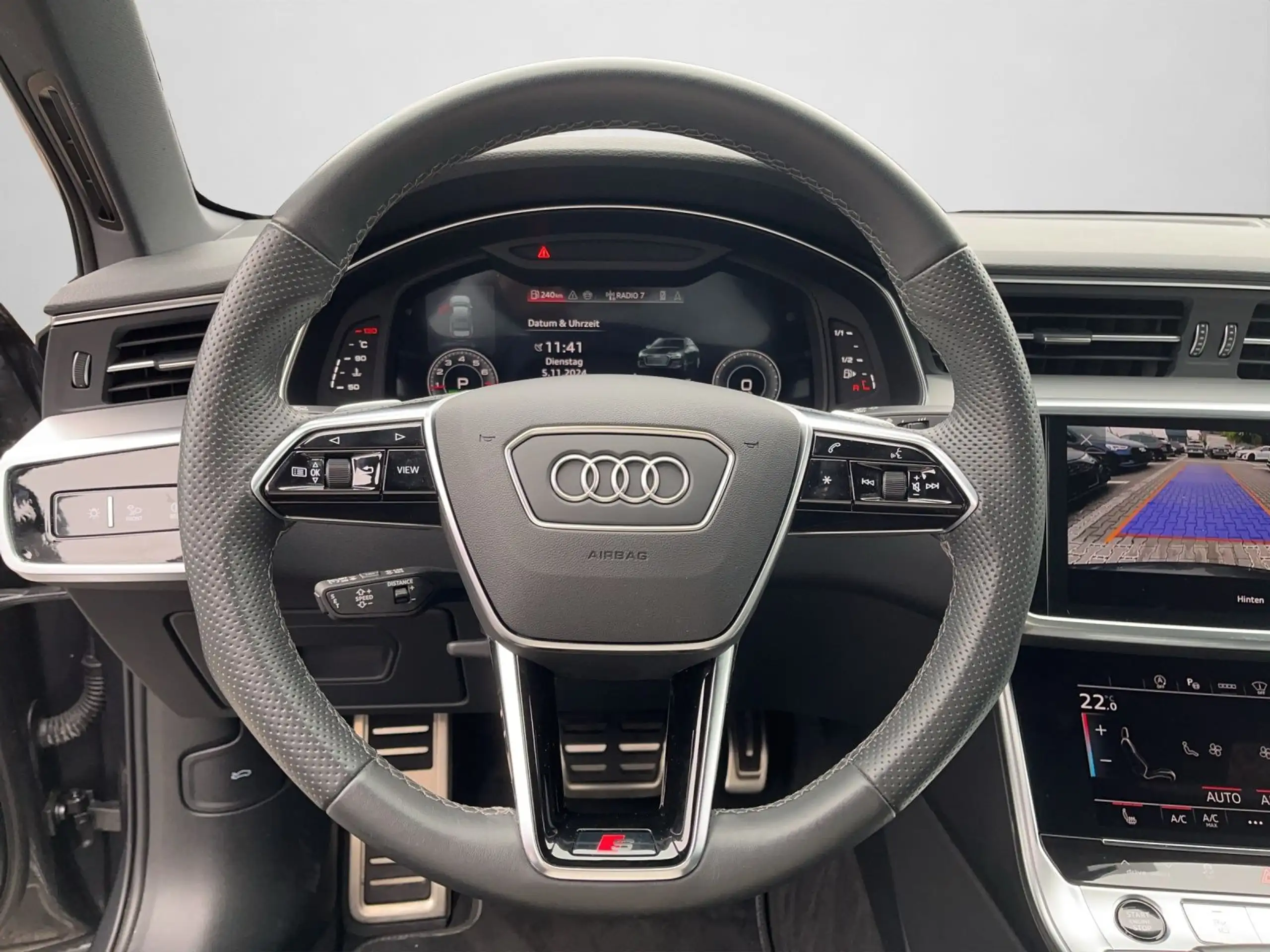 Audi - A6