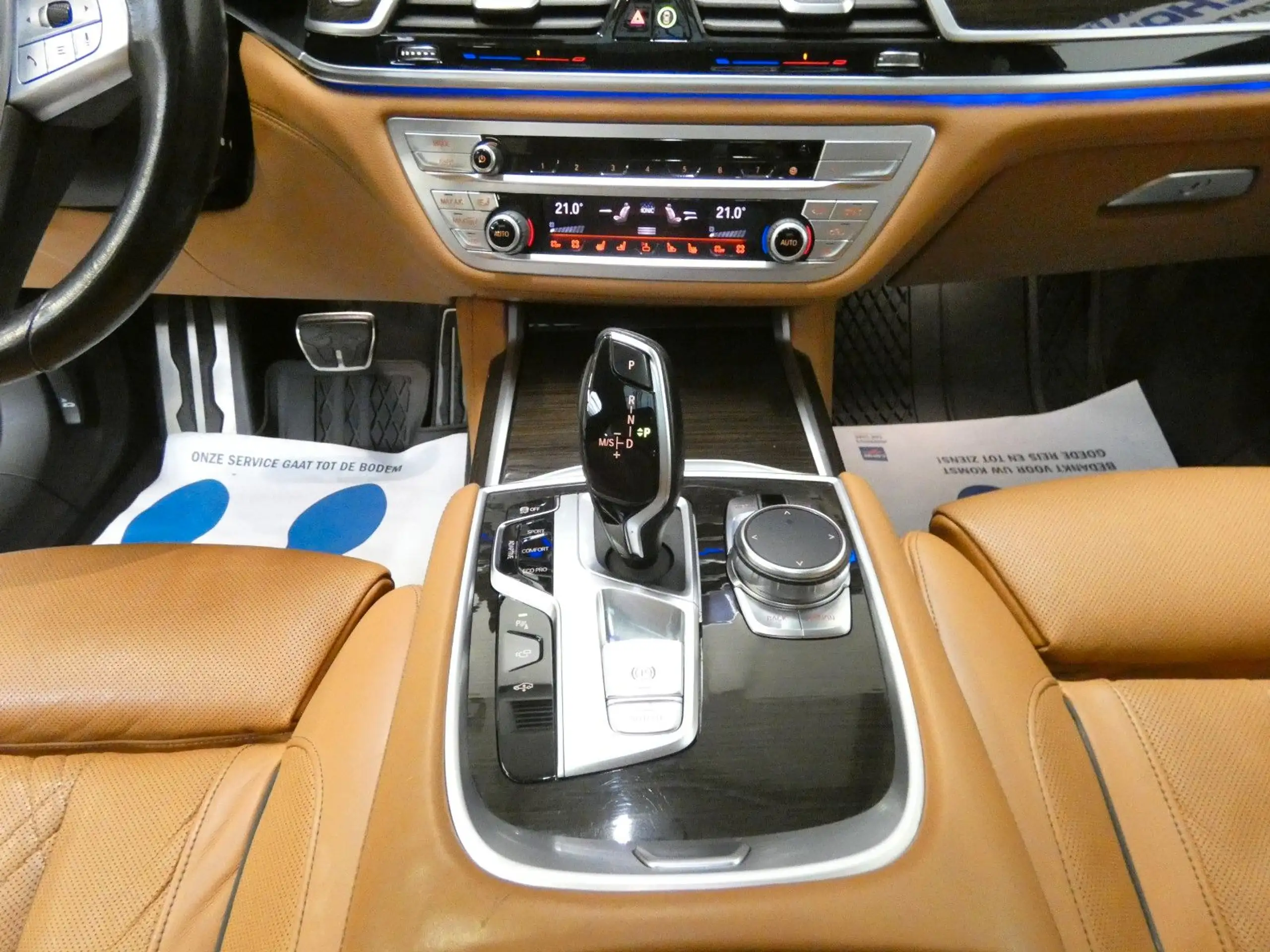 BMW - 740