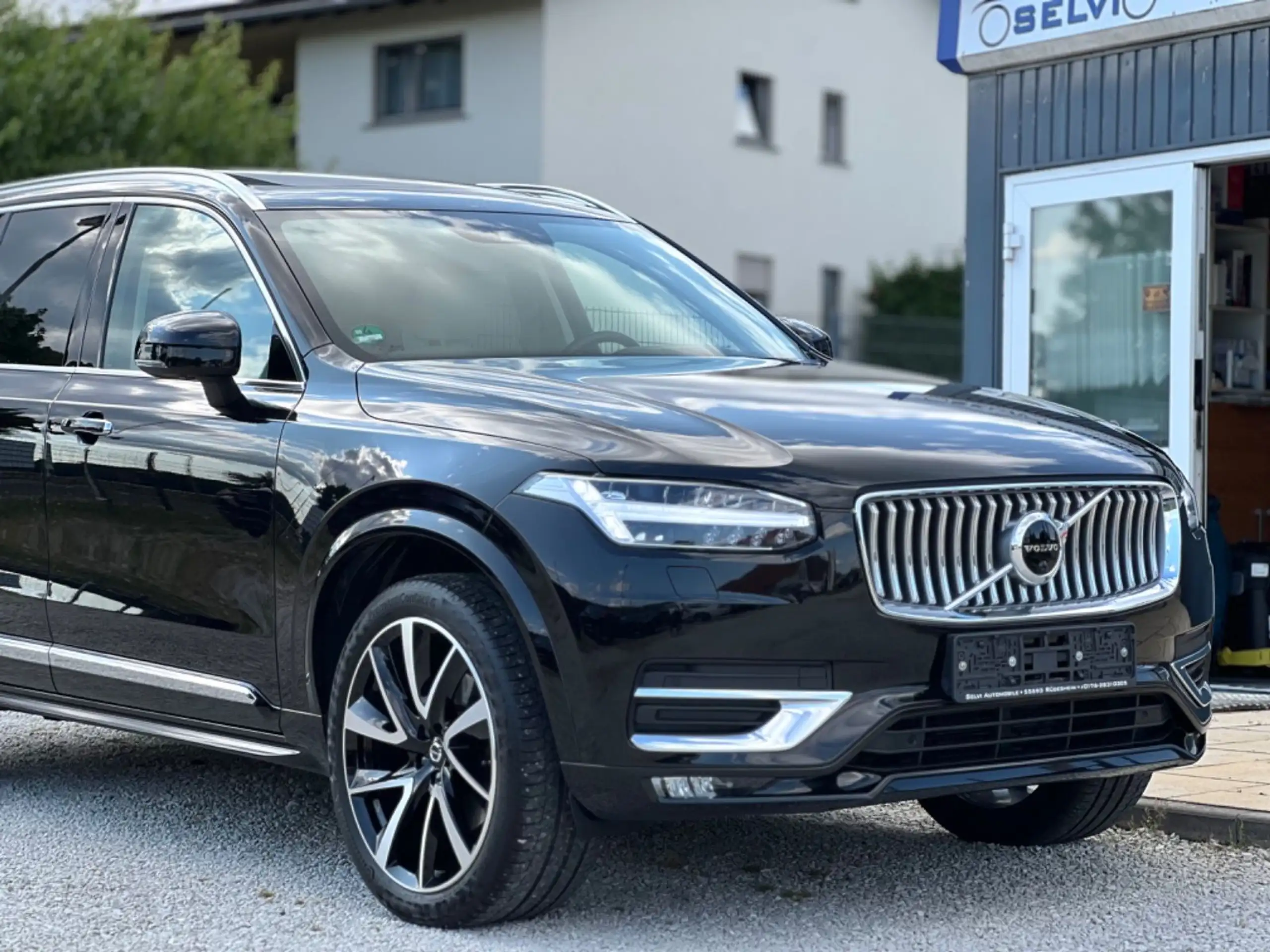 Volvo - XC90