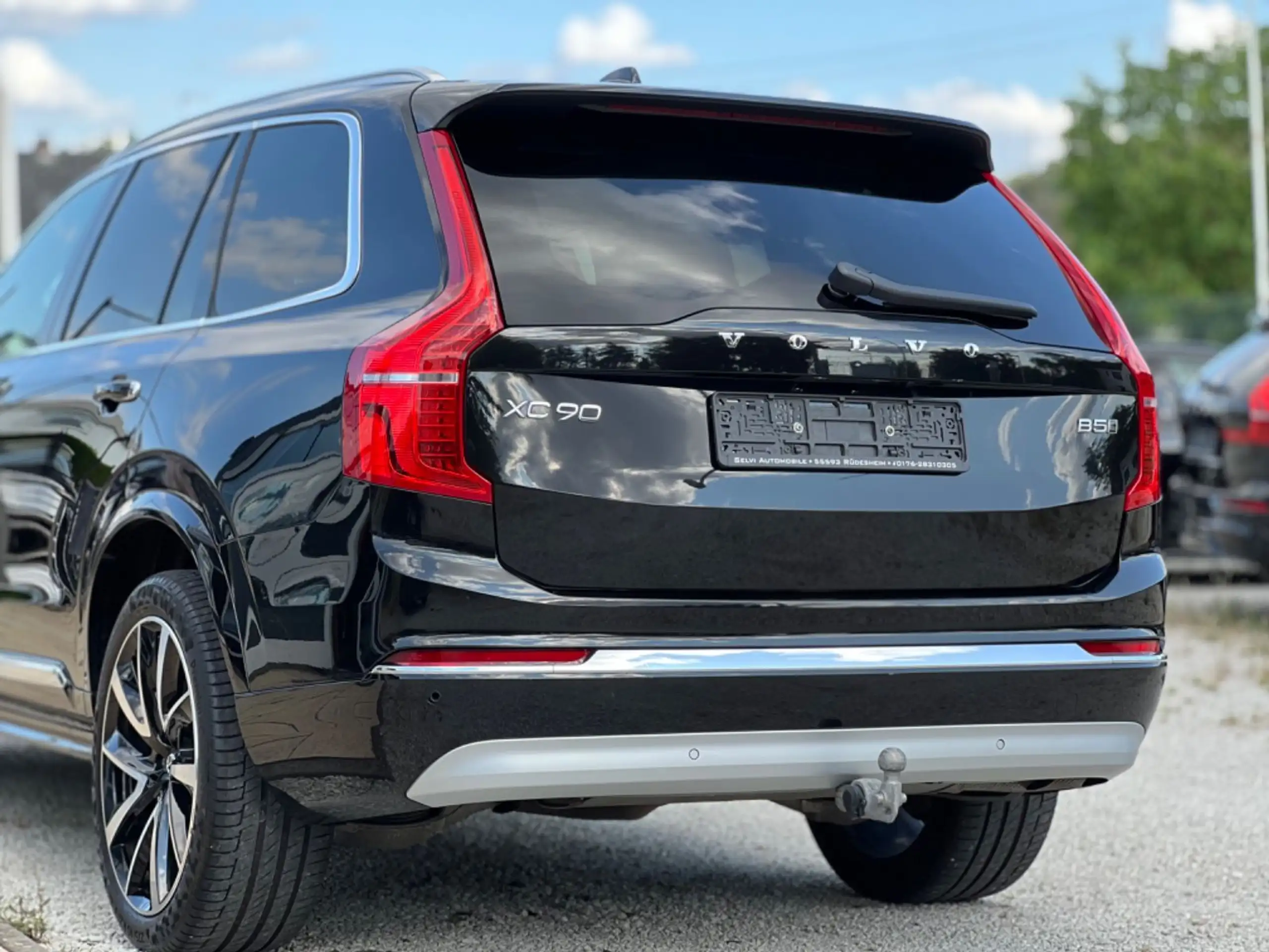 Volvo - XC90