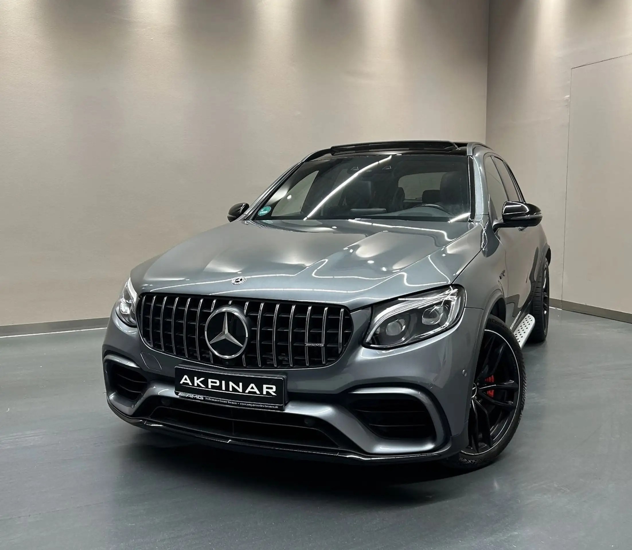 Mercedes-Benz - GLC 63 AMG