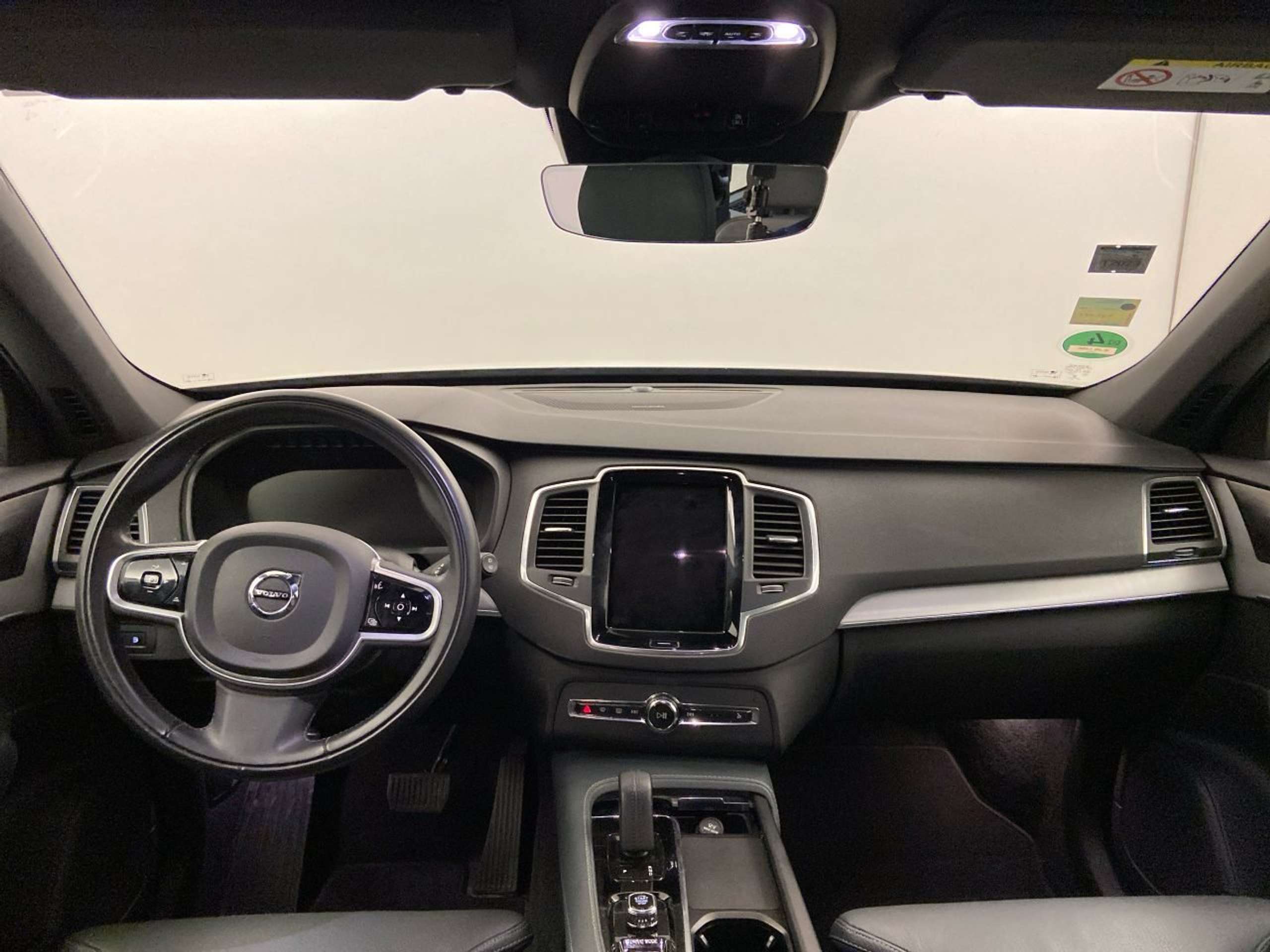 Volvo - XC90