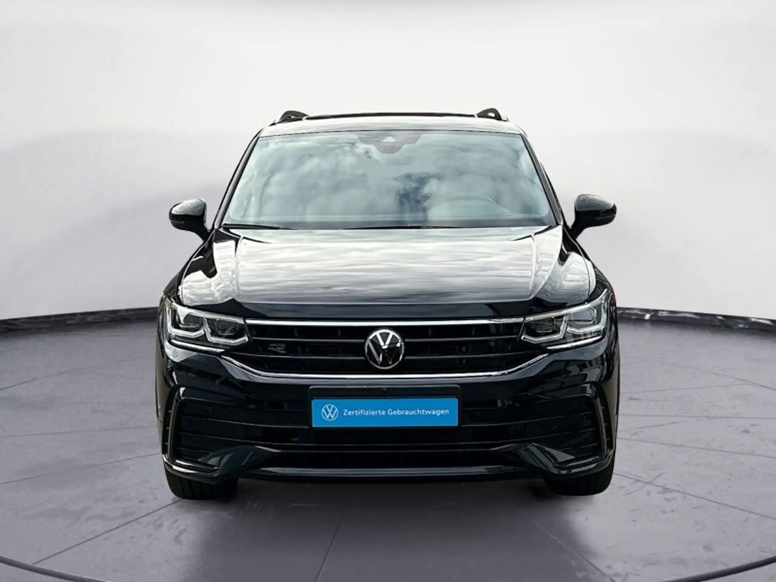 Volkswagen - Tiguan