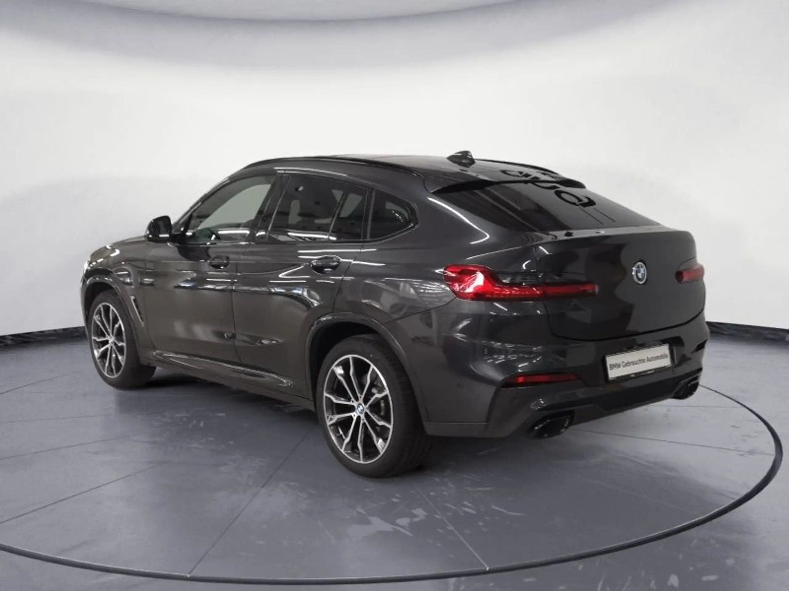 BMW - X4 M