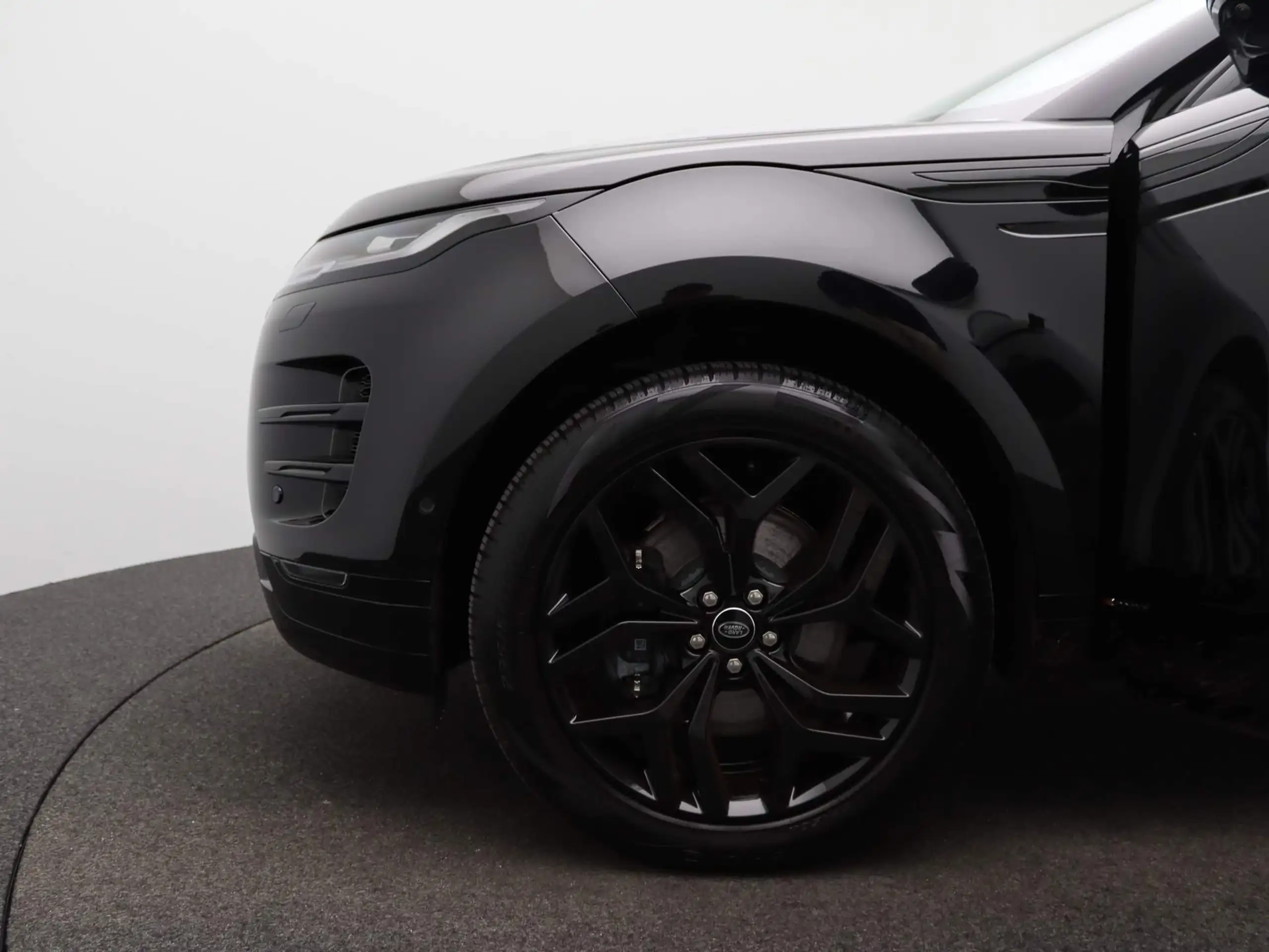 Land Rover - Range Rover Evoque