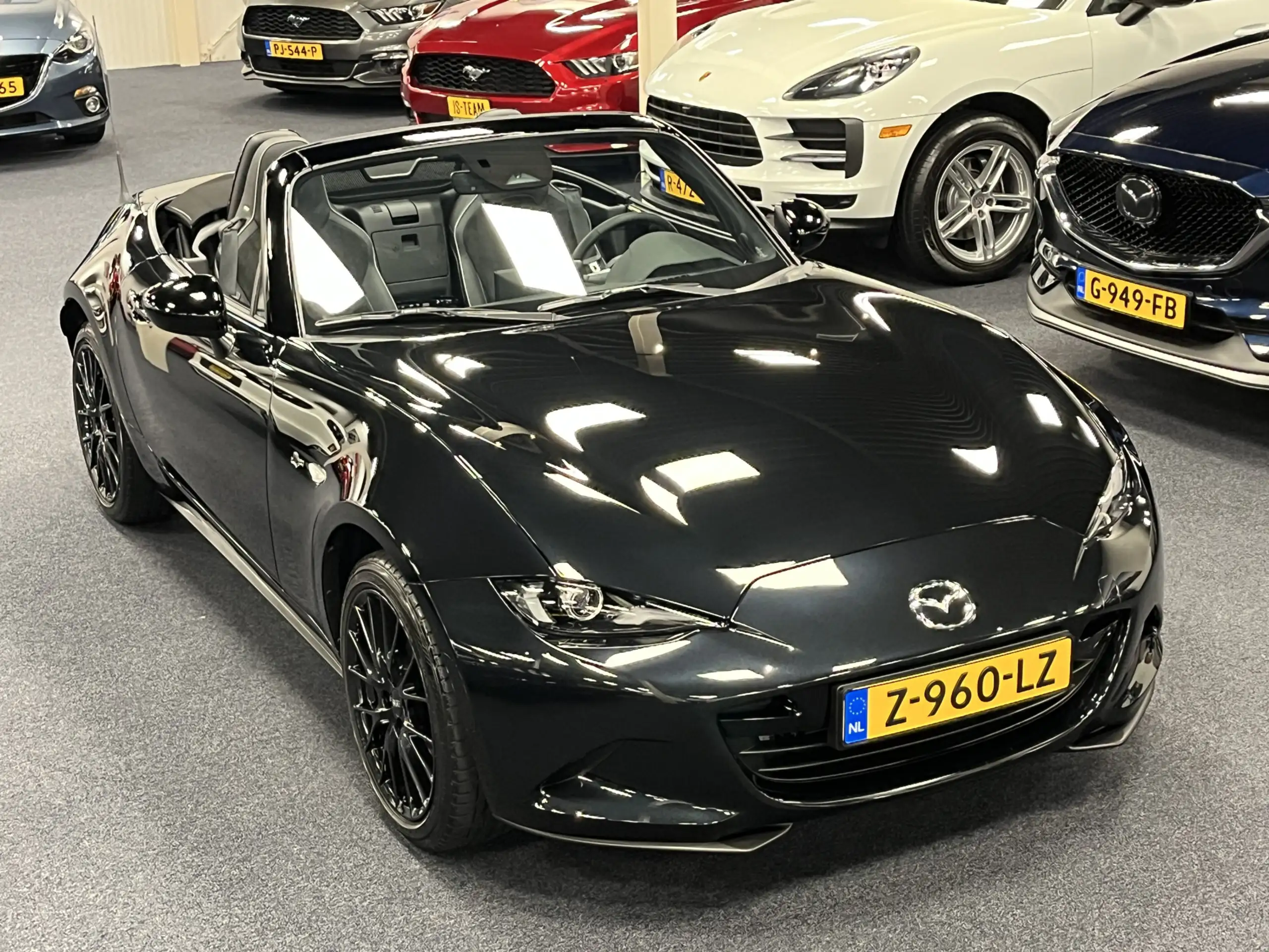 Mazda - MX-5