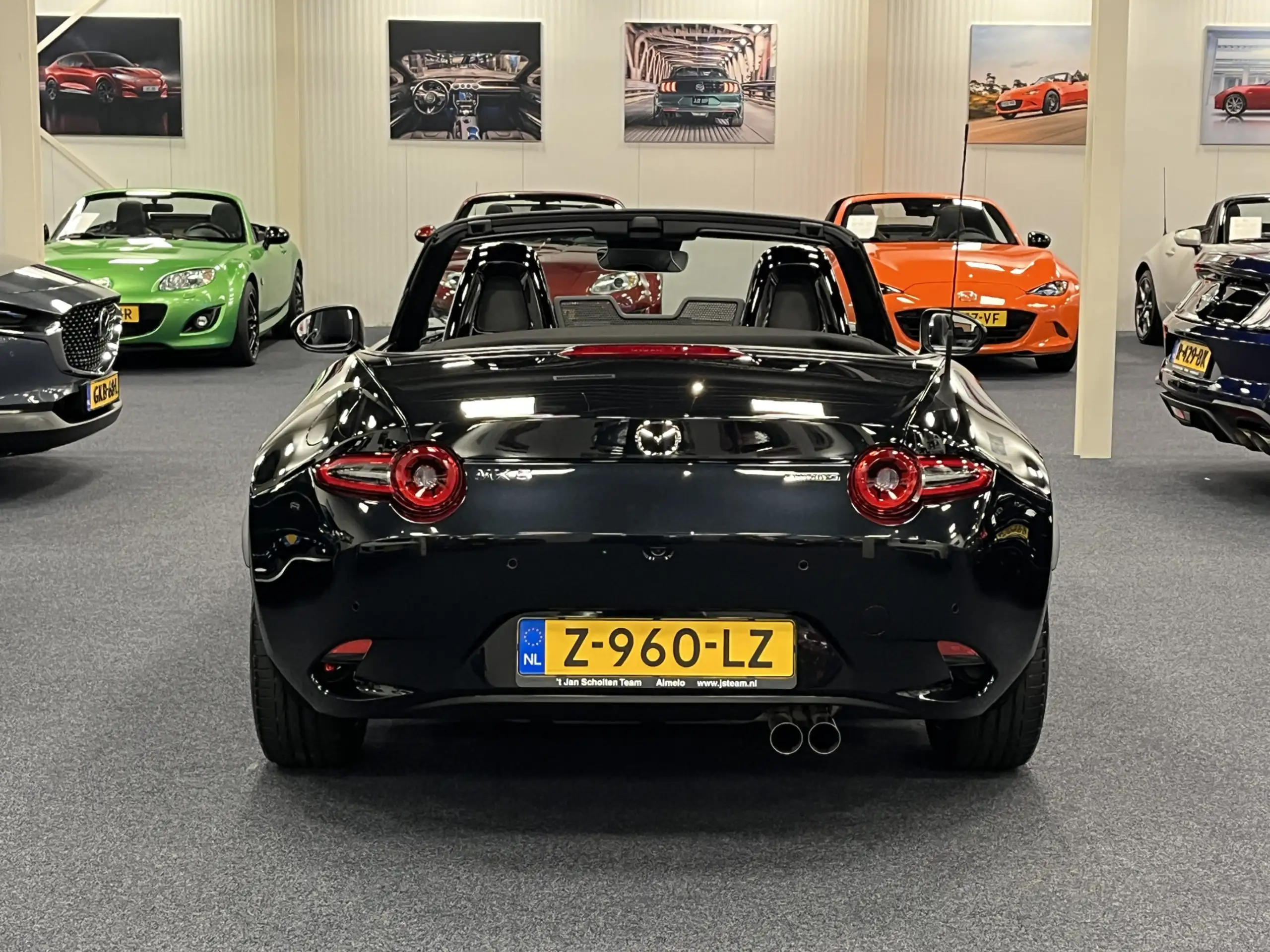 Mazda - MX-5