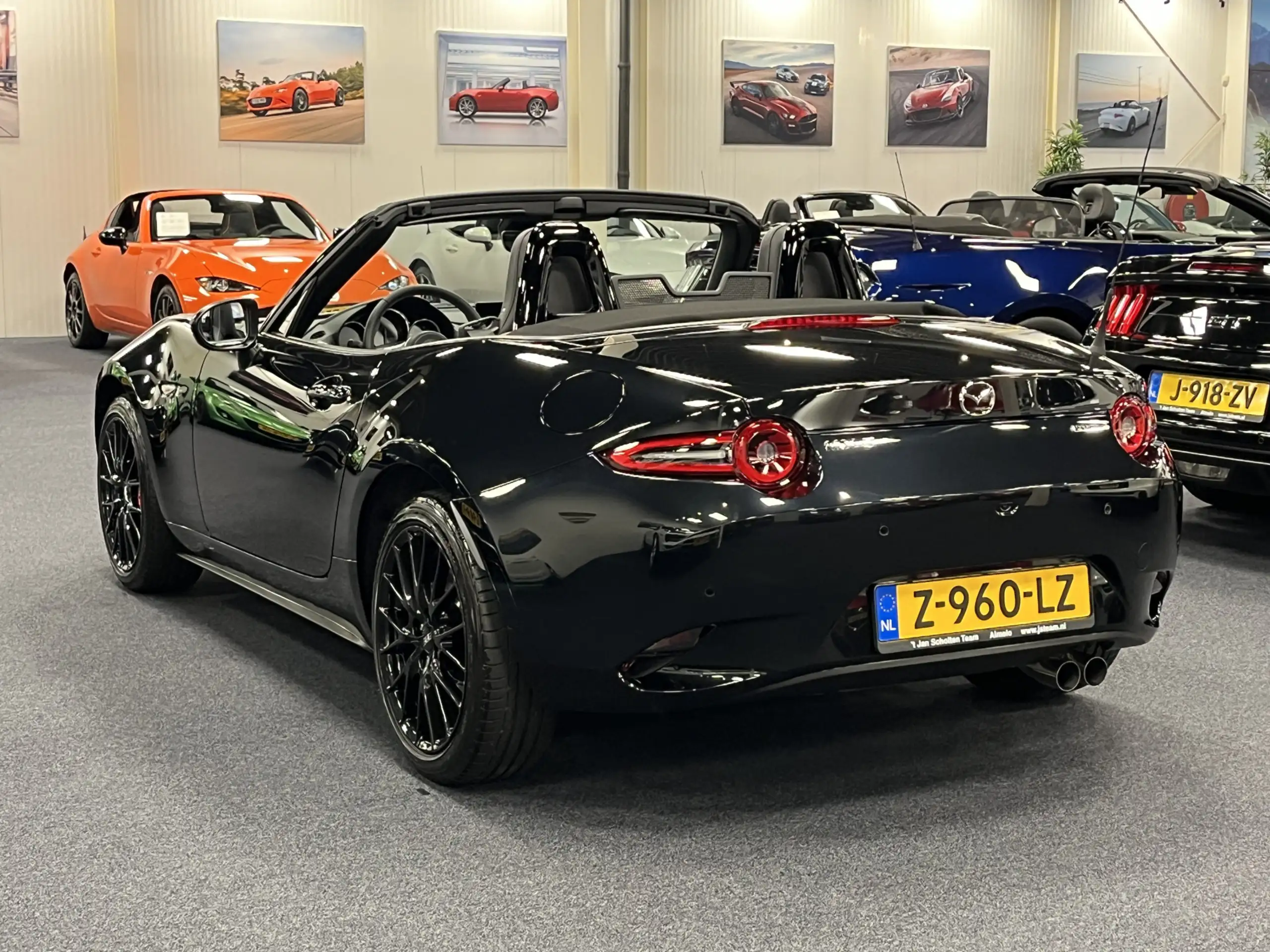 Mazda - MX-5