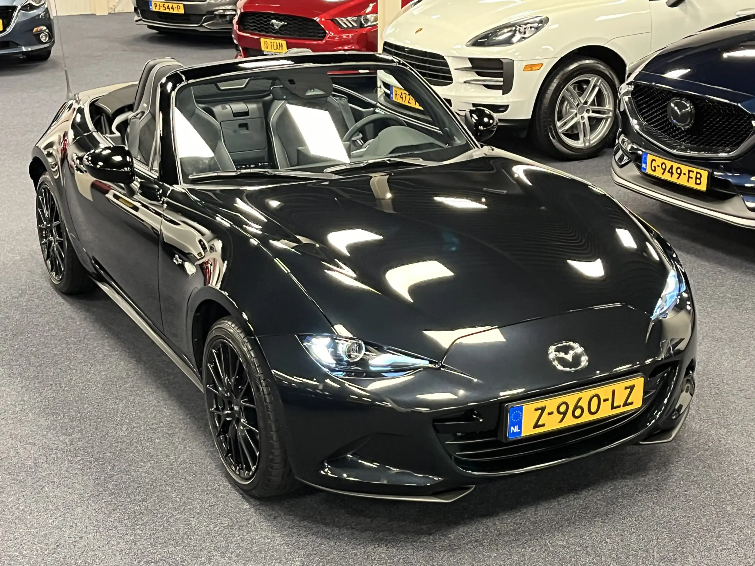 Mazda - MX-5