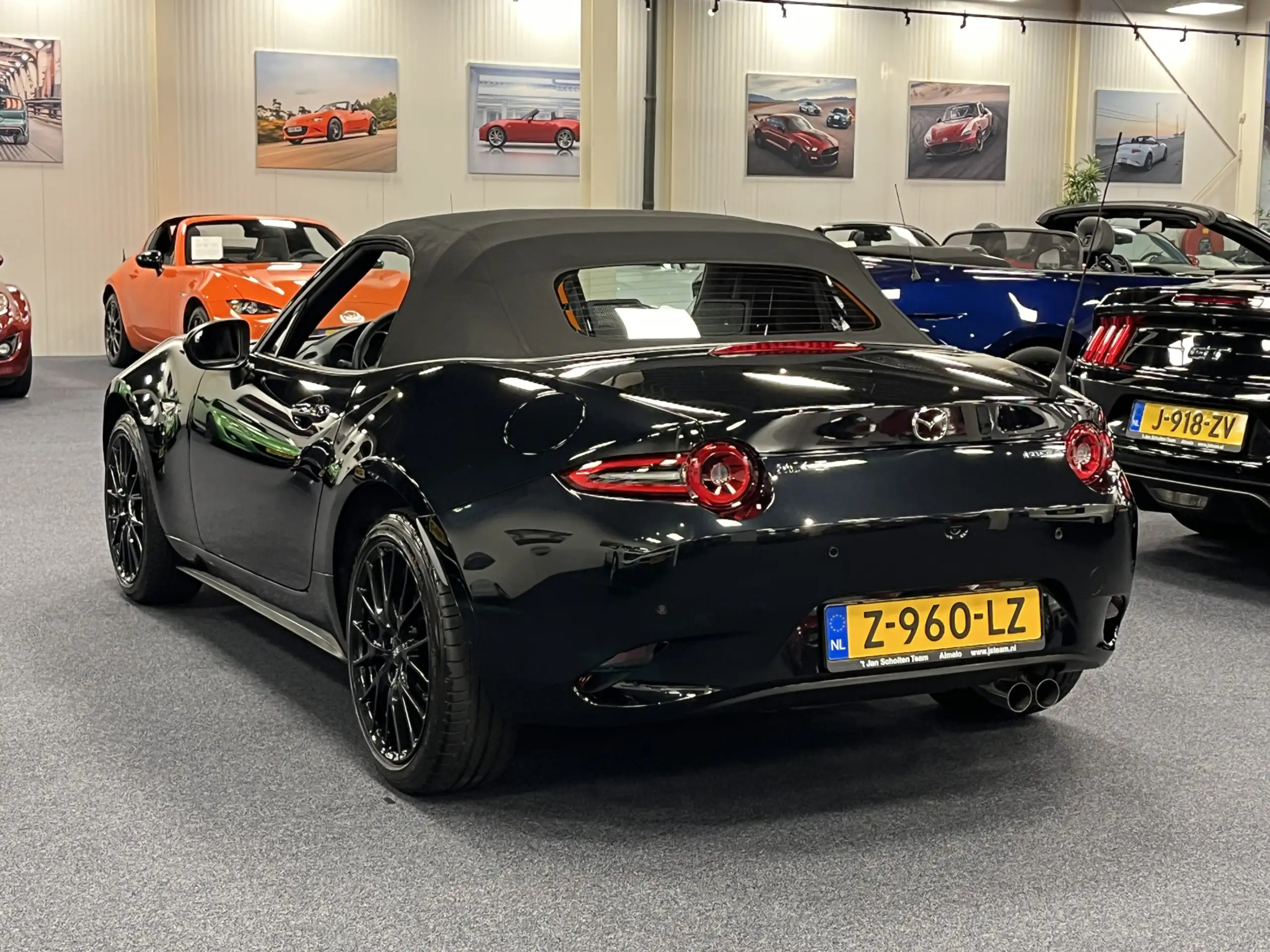 Mazda - MX-5