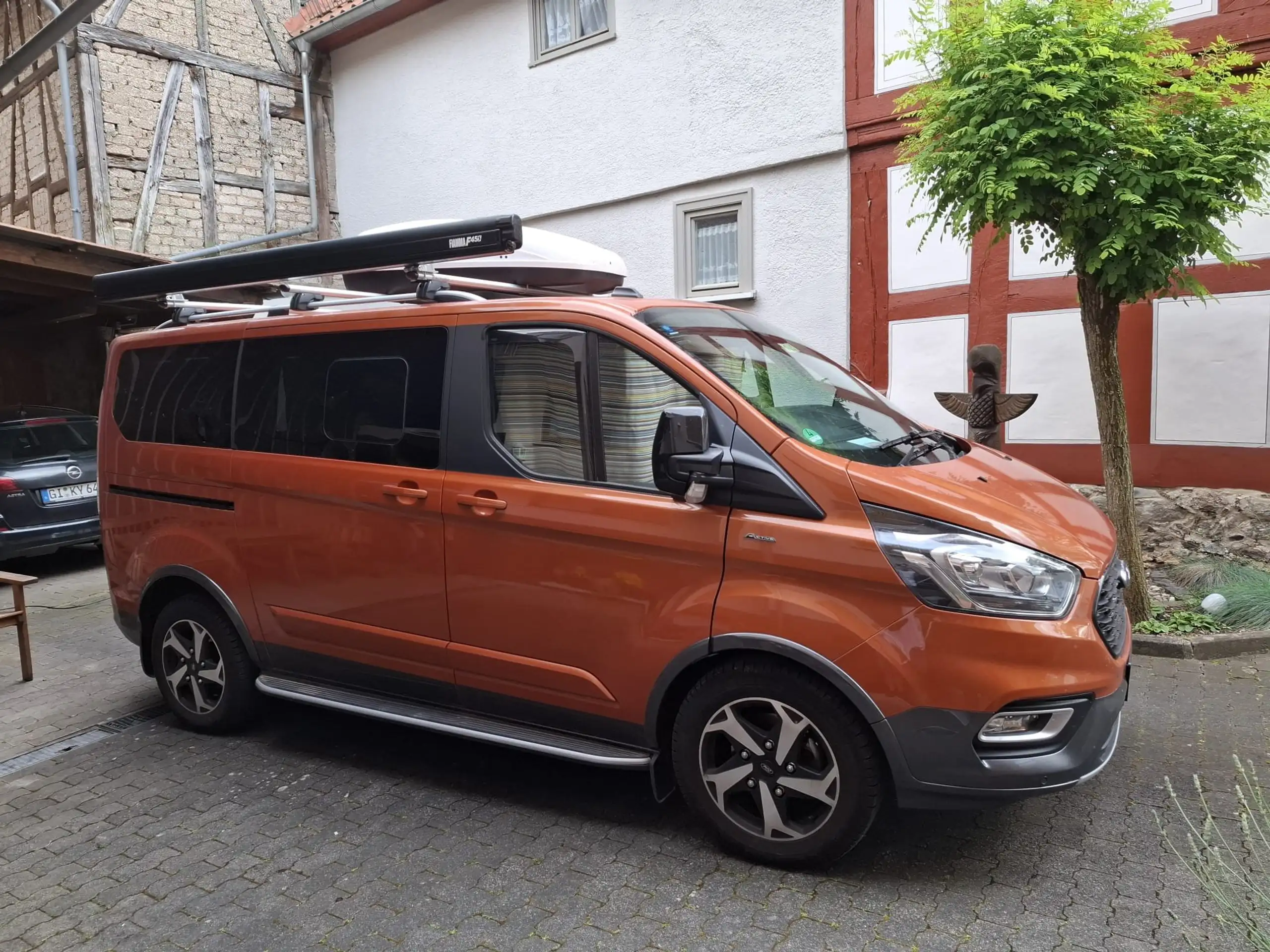 Ford - Tourneo Custom