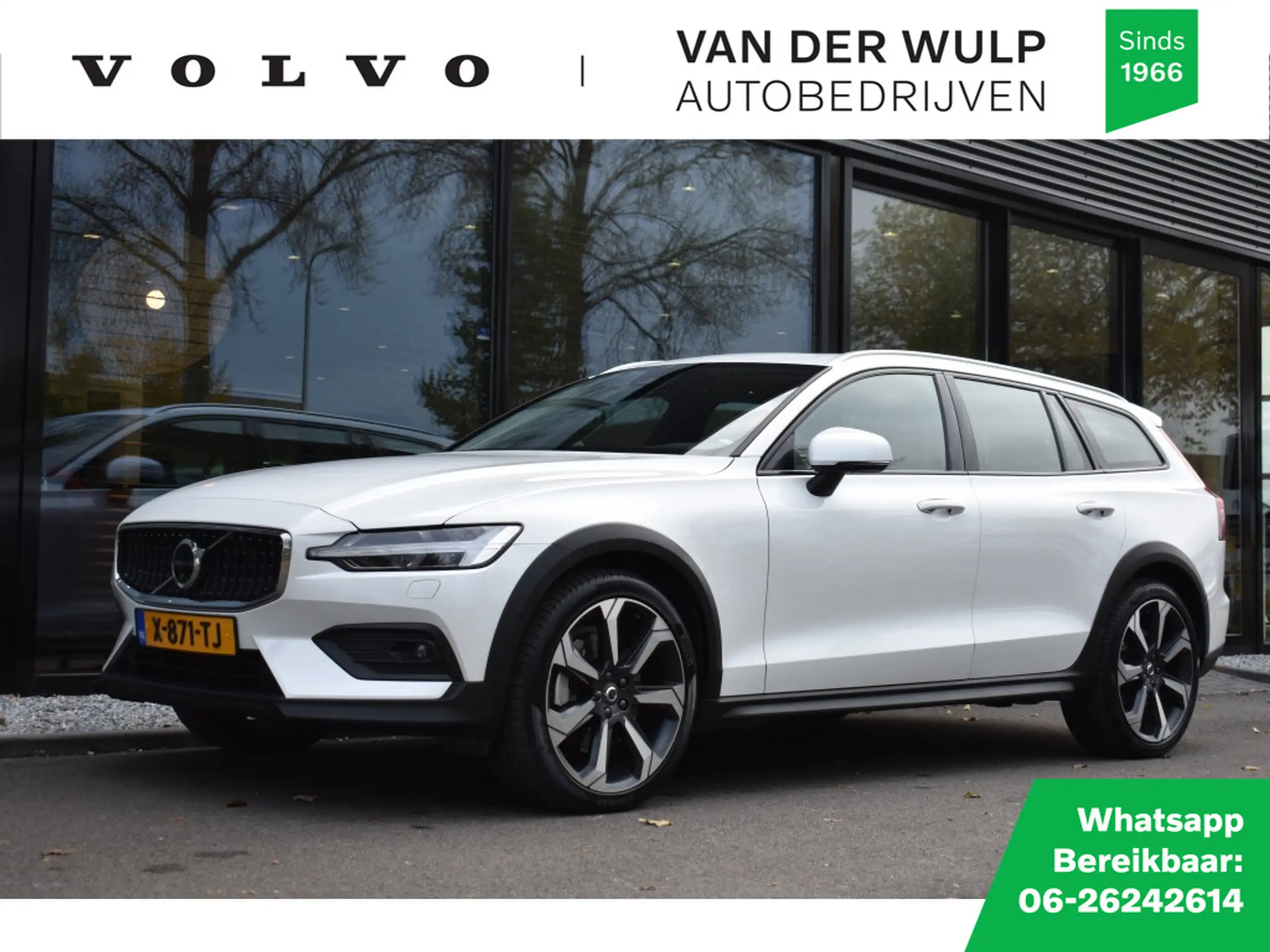 Volvo - V60 Cross Country