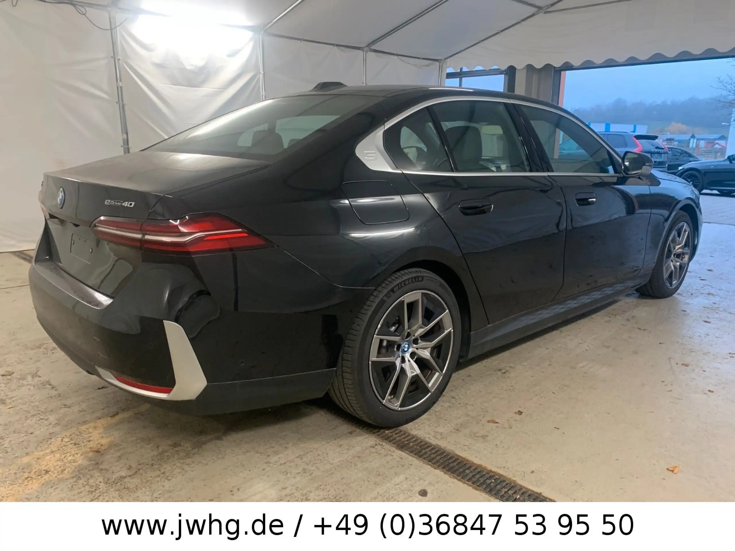 BMW - i5