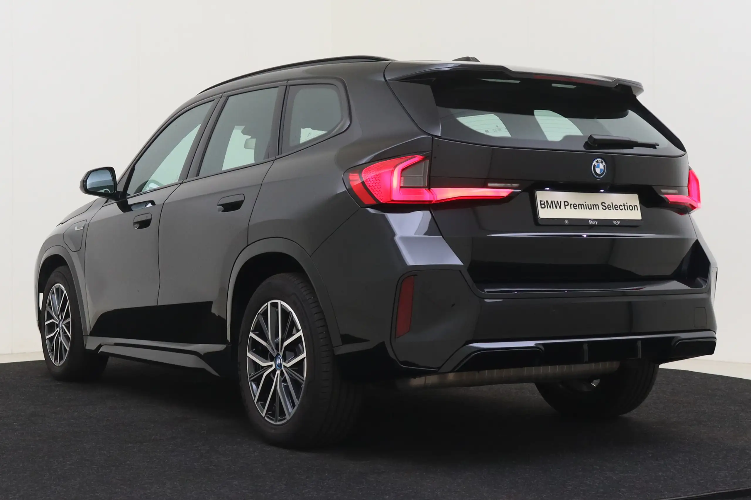 BMW - X1