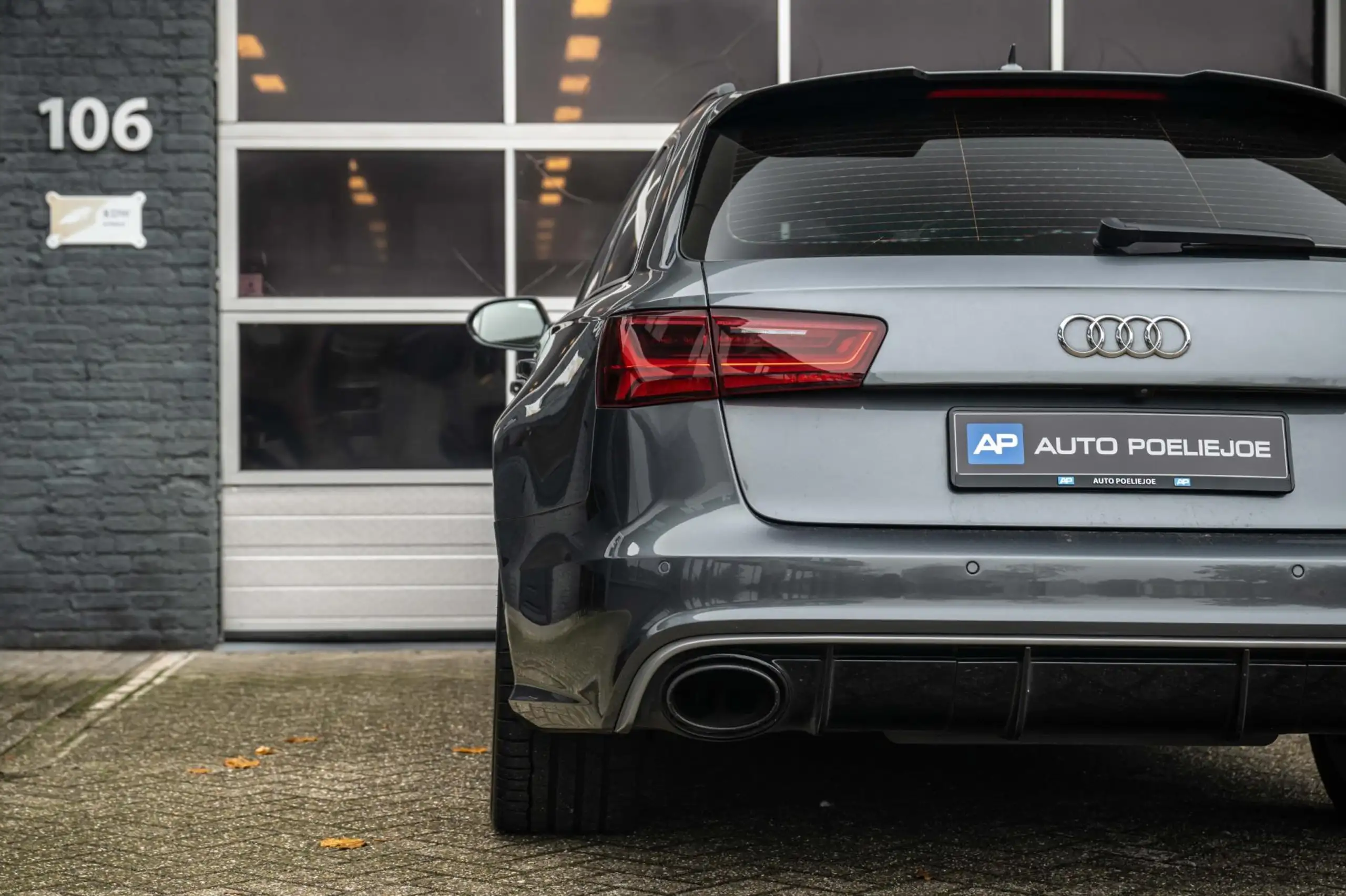 Audi - RS6