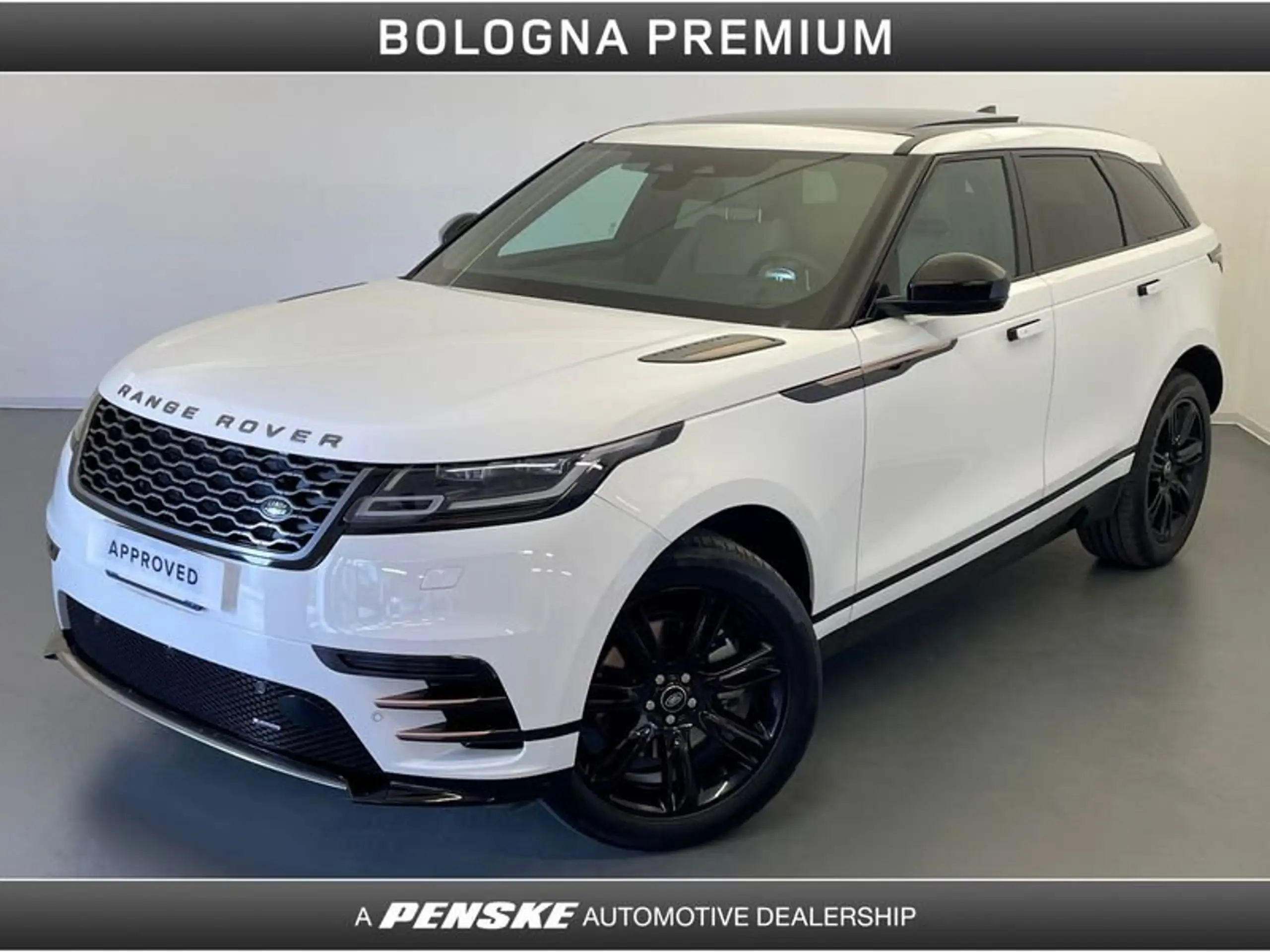 Land Rover - Range Rover Velar