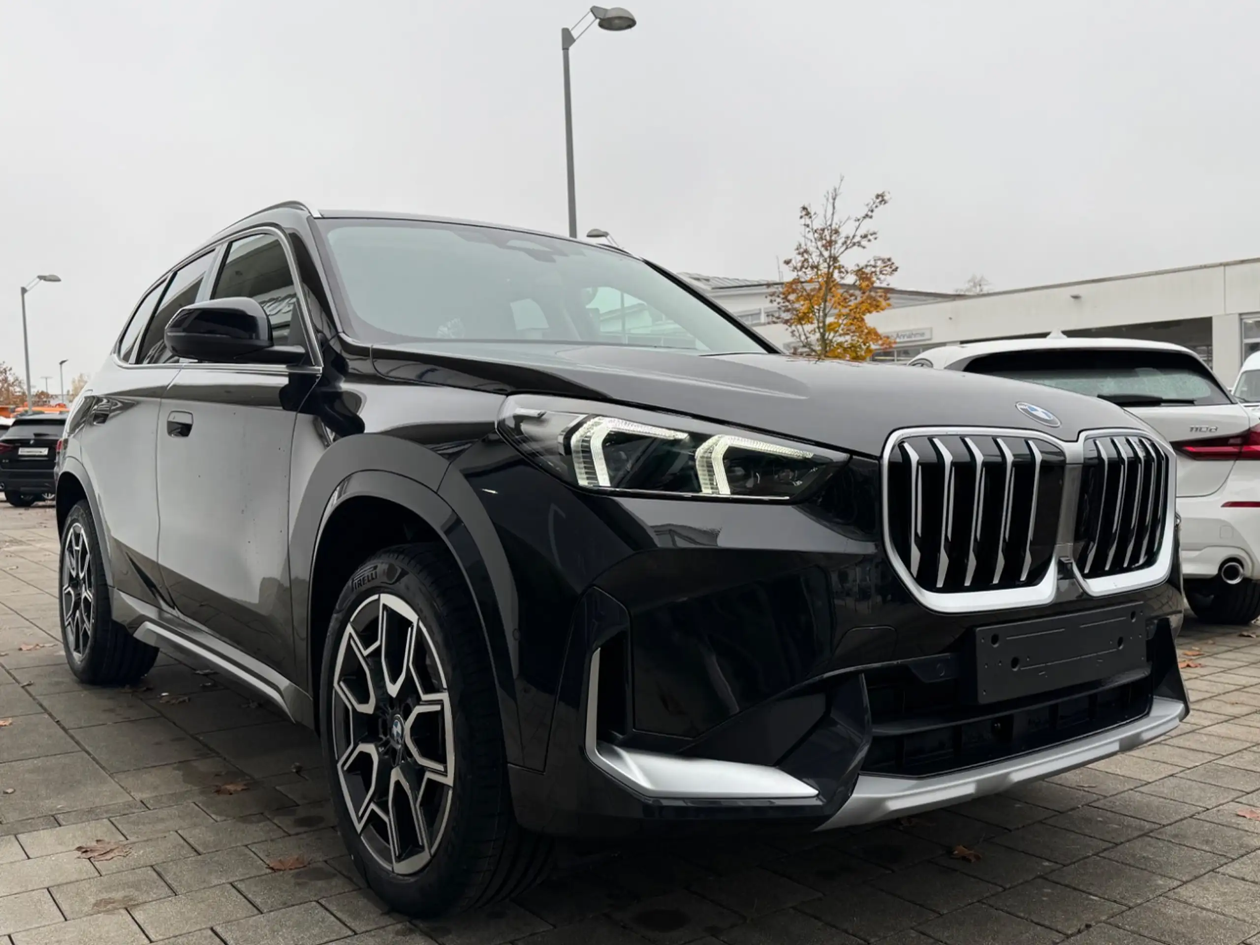 BMW - X1