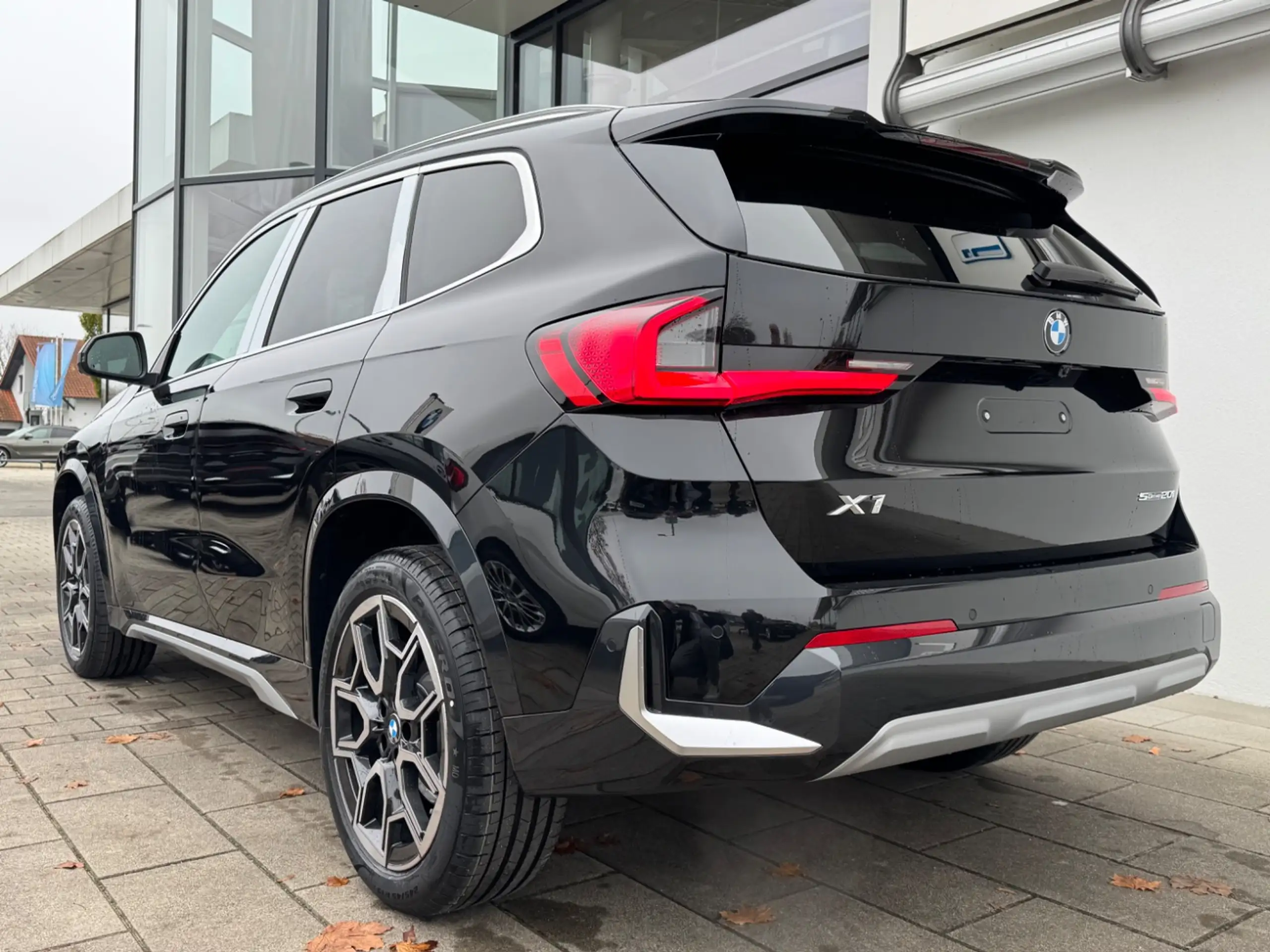 BMW - X1