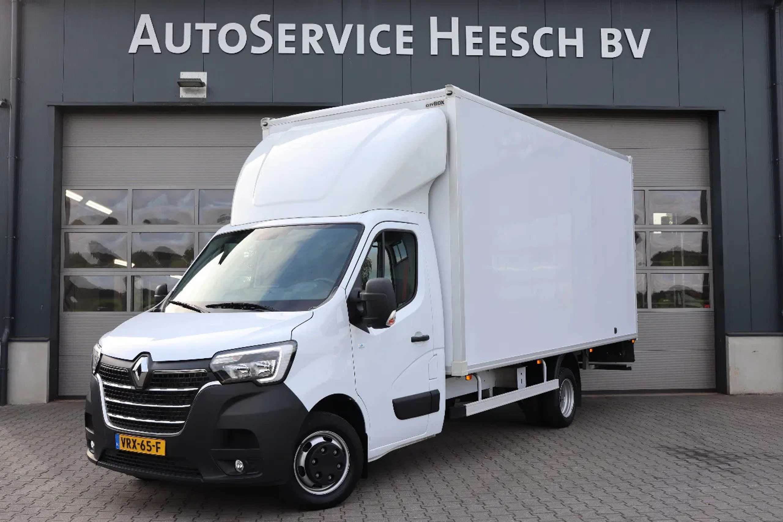 Renault - Master