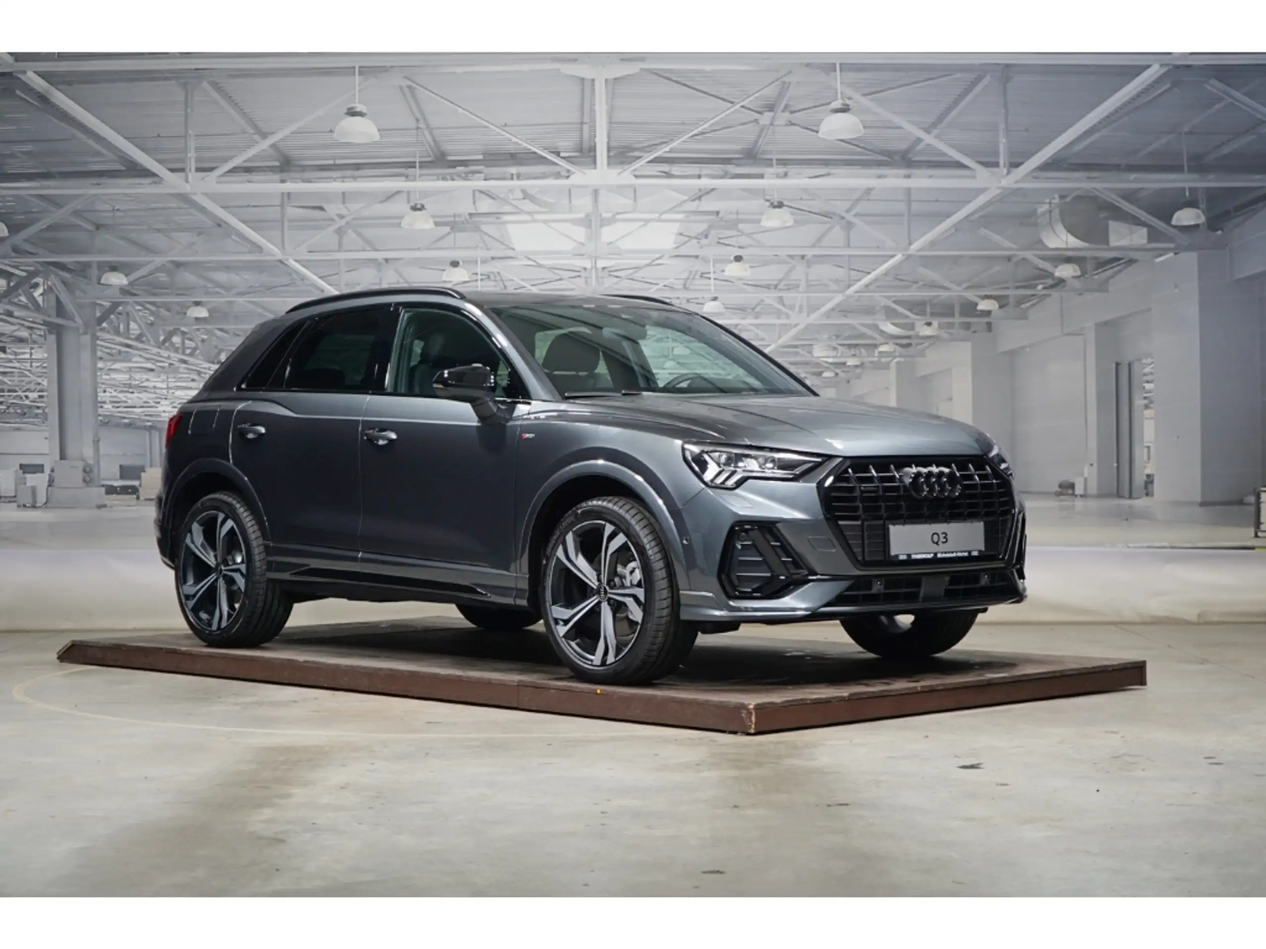 Audi - Q3