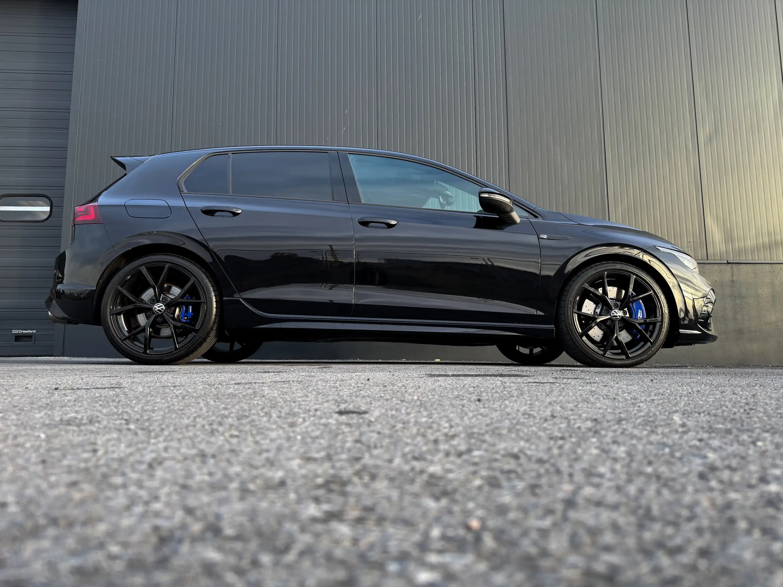 Volkswagen - Golf R