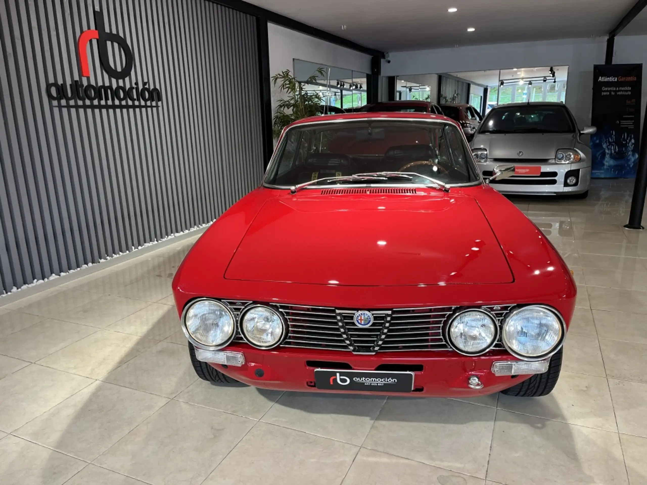 Alfa Romeo - 2000