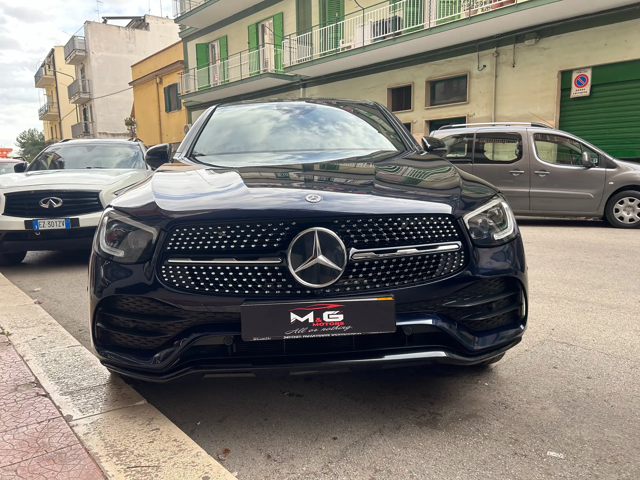 Mercedes-Benz - GLC 300