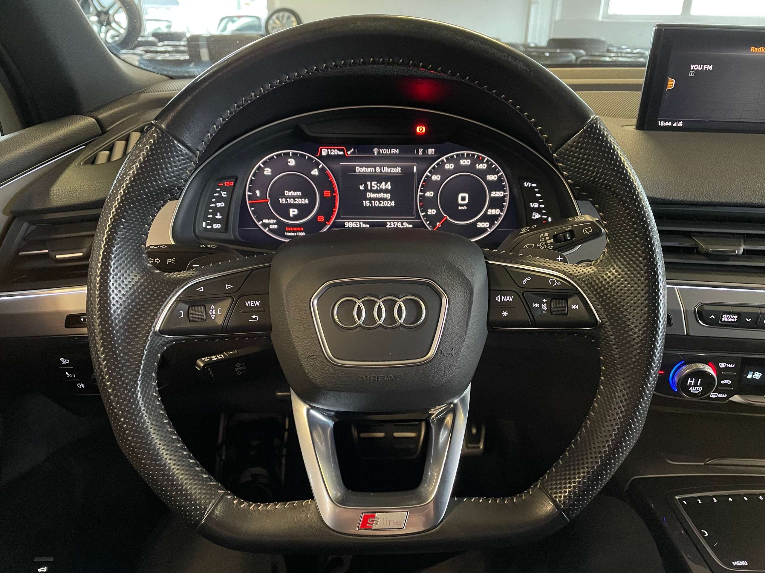 Audi - Q7