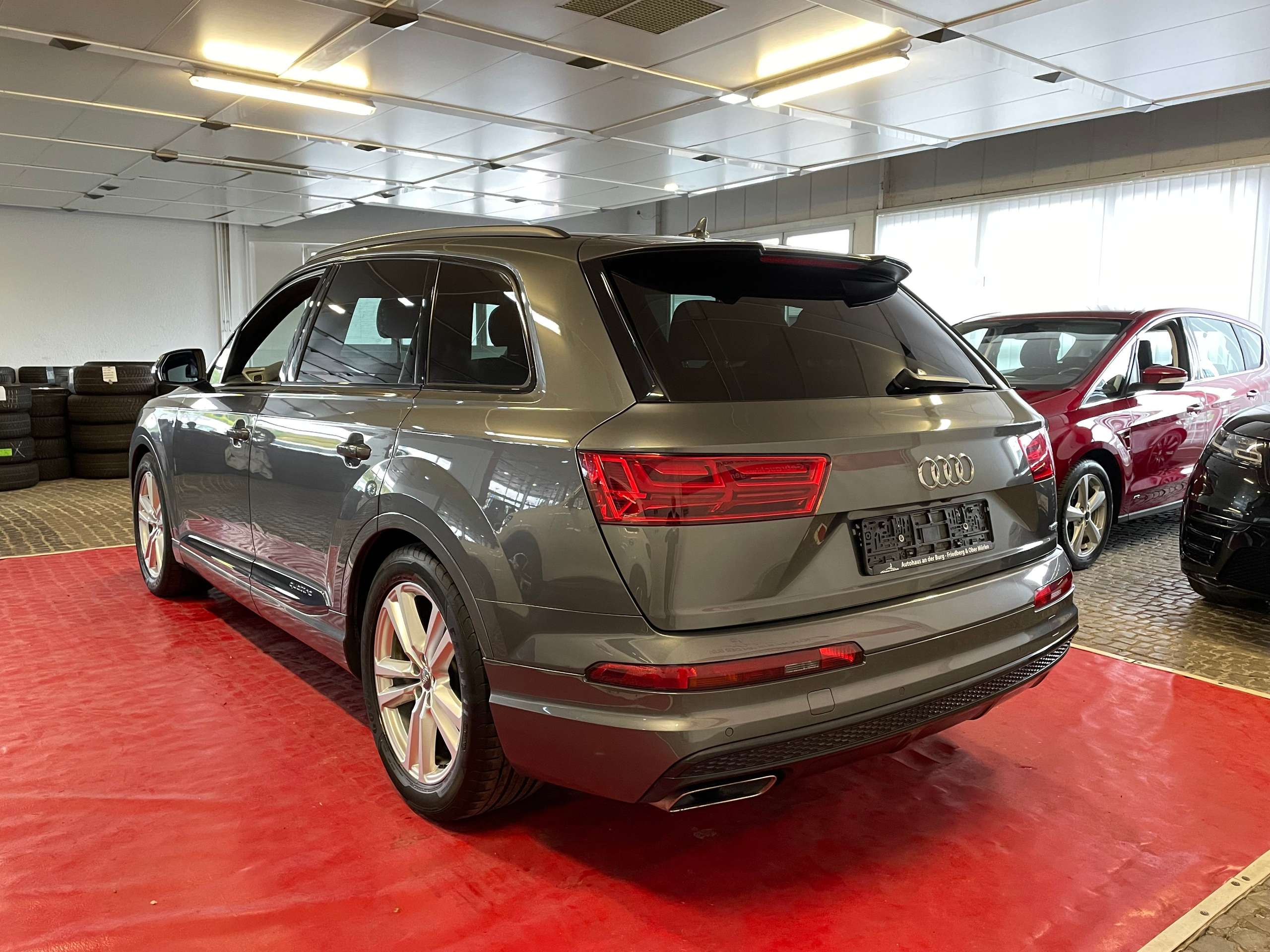 Audi - Q7