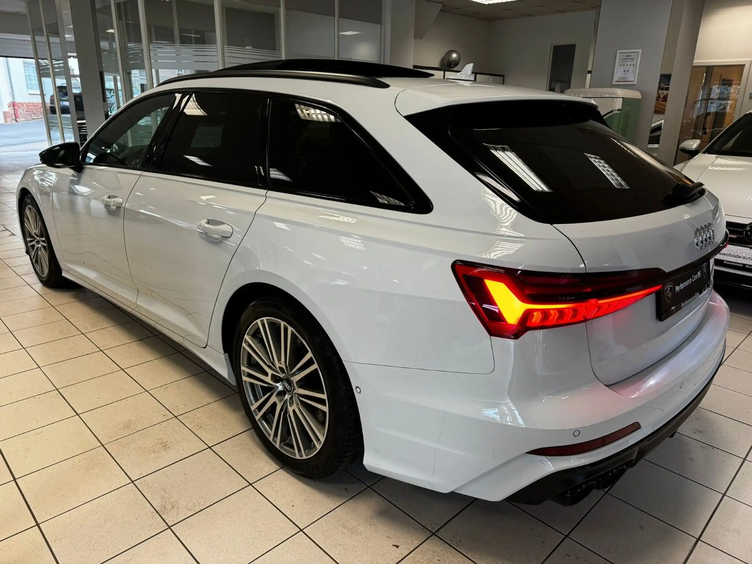 Audi - S6