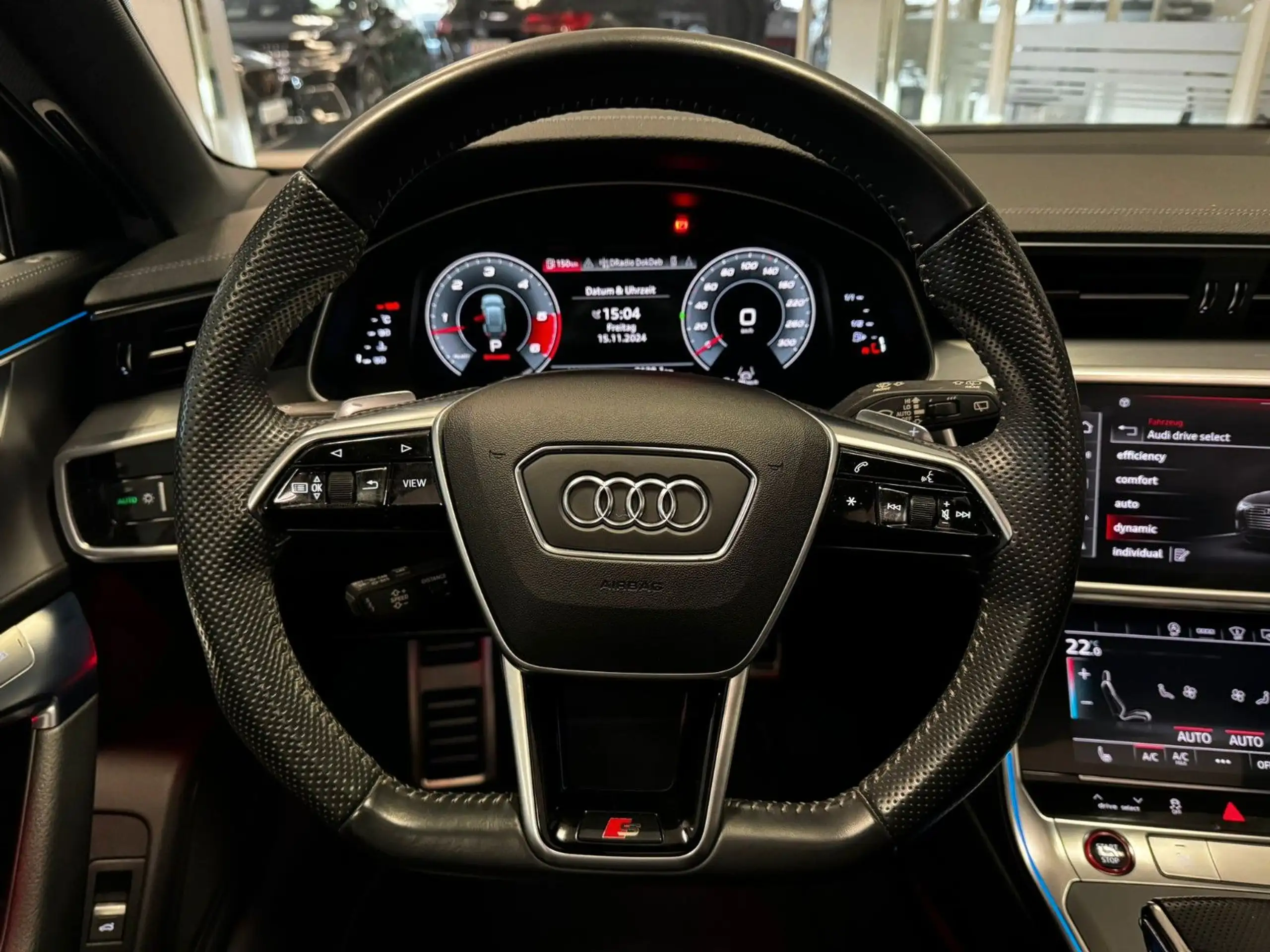 Audi - S6