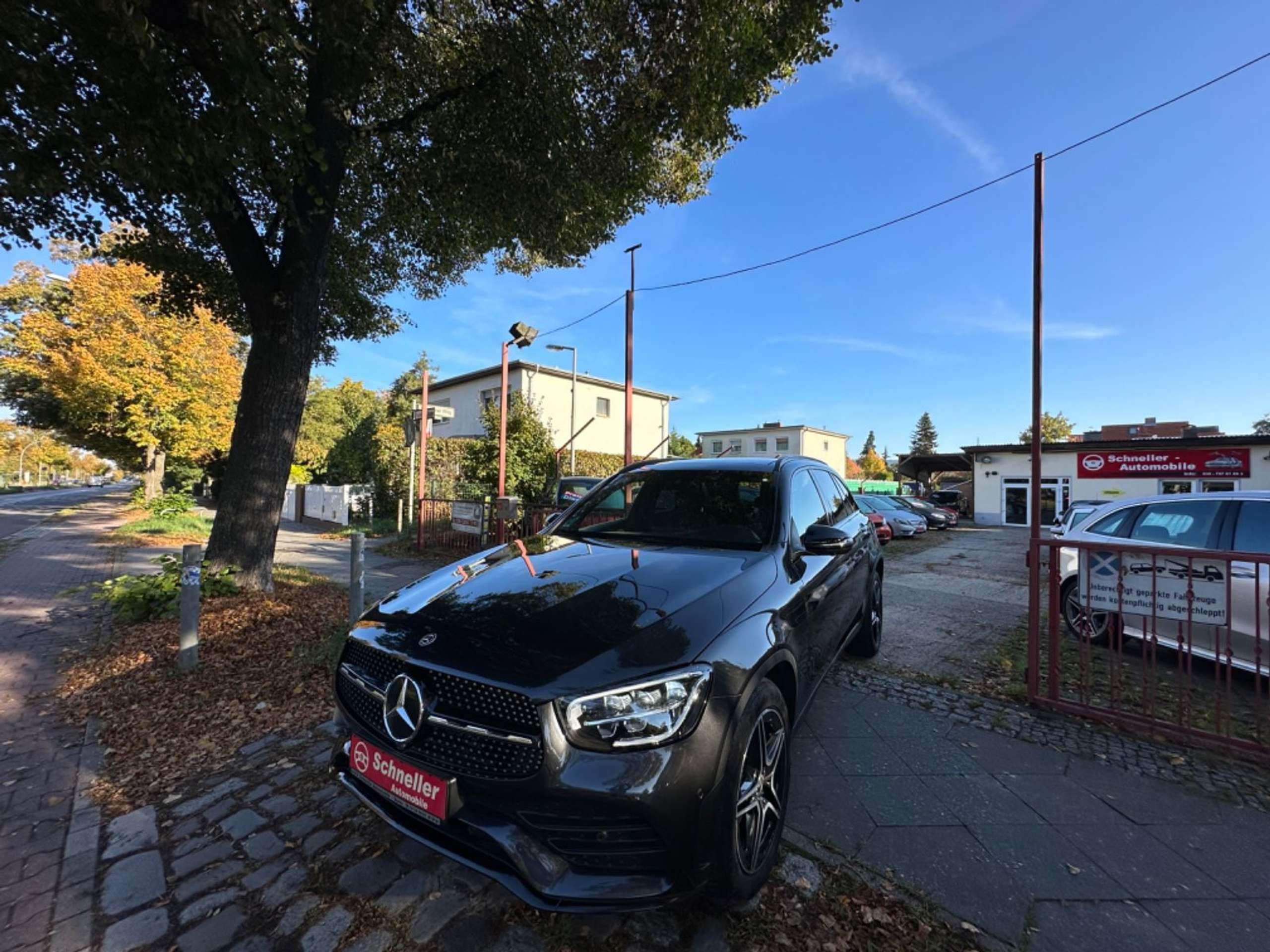 Mercedes-Benz - GLC 220