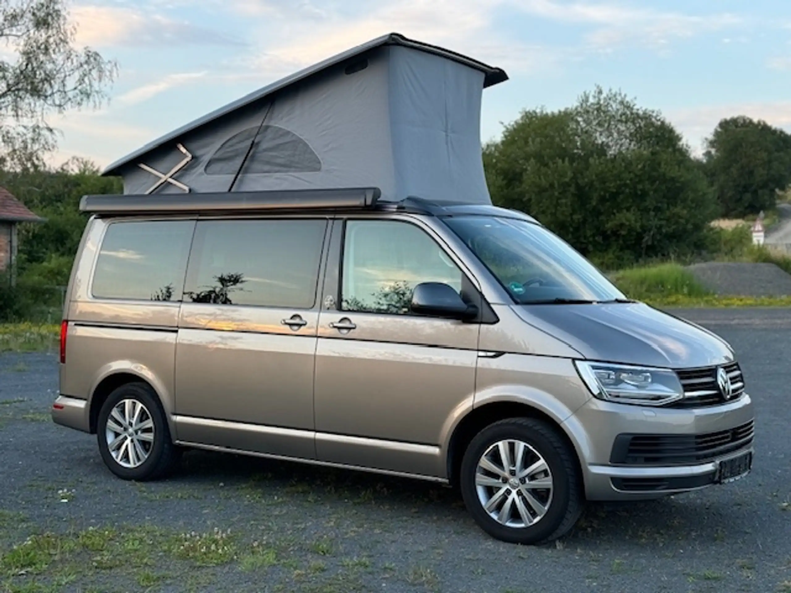 Volkswagen - T6 California