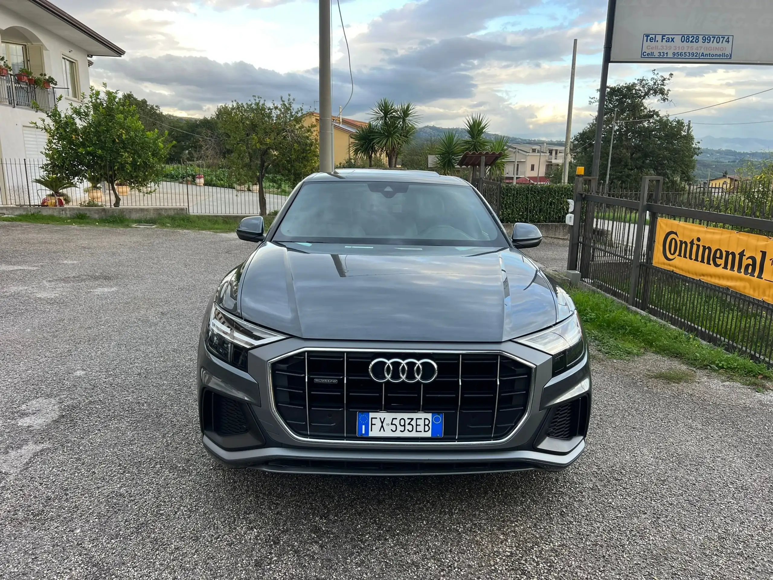 Audi - Q8