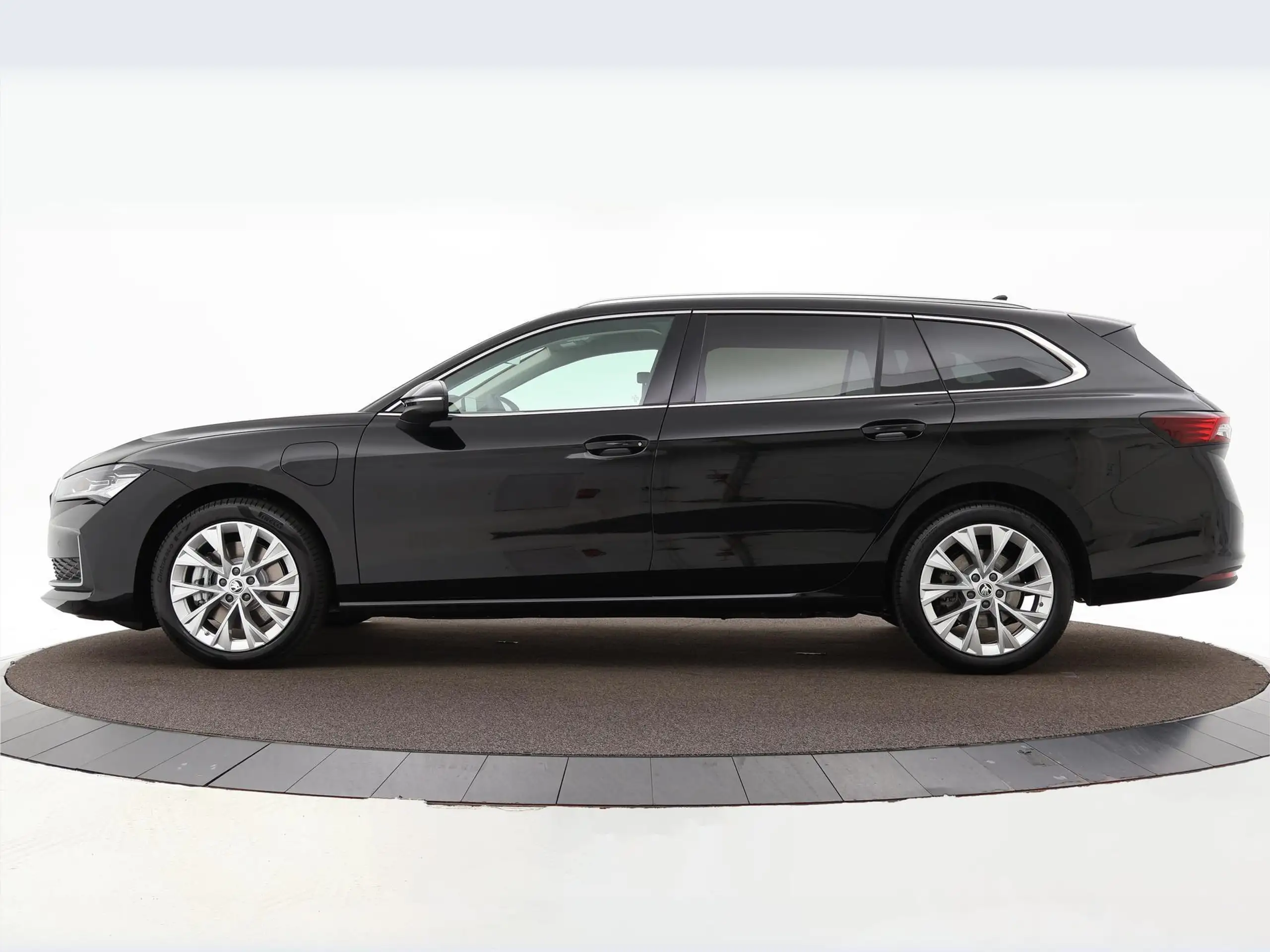 Skoda - Superb