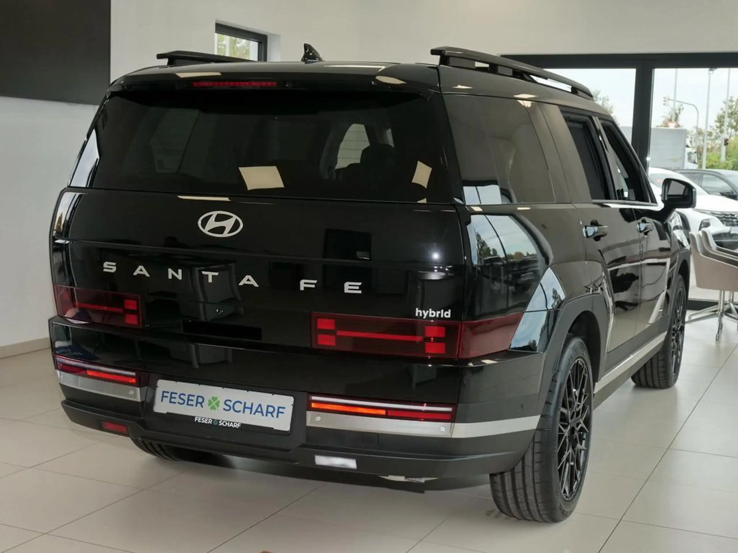 Hyundai - SANTA FE