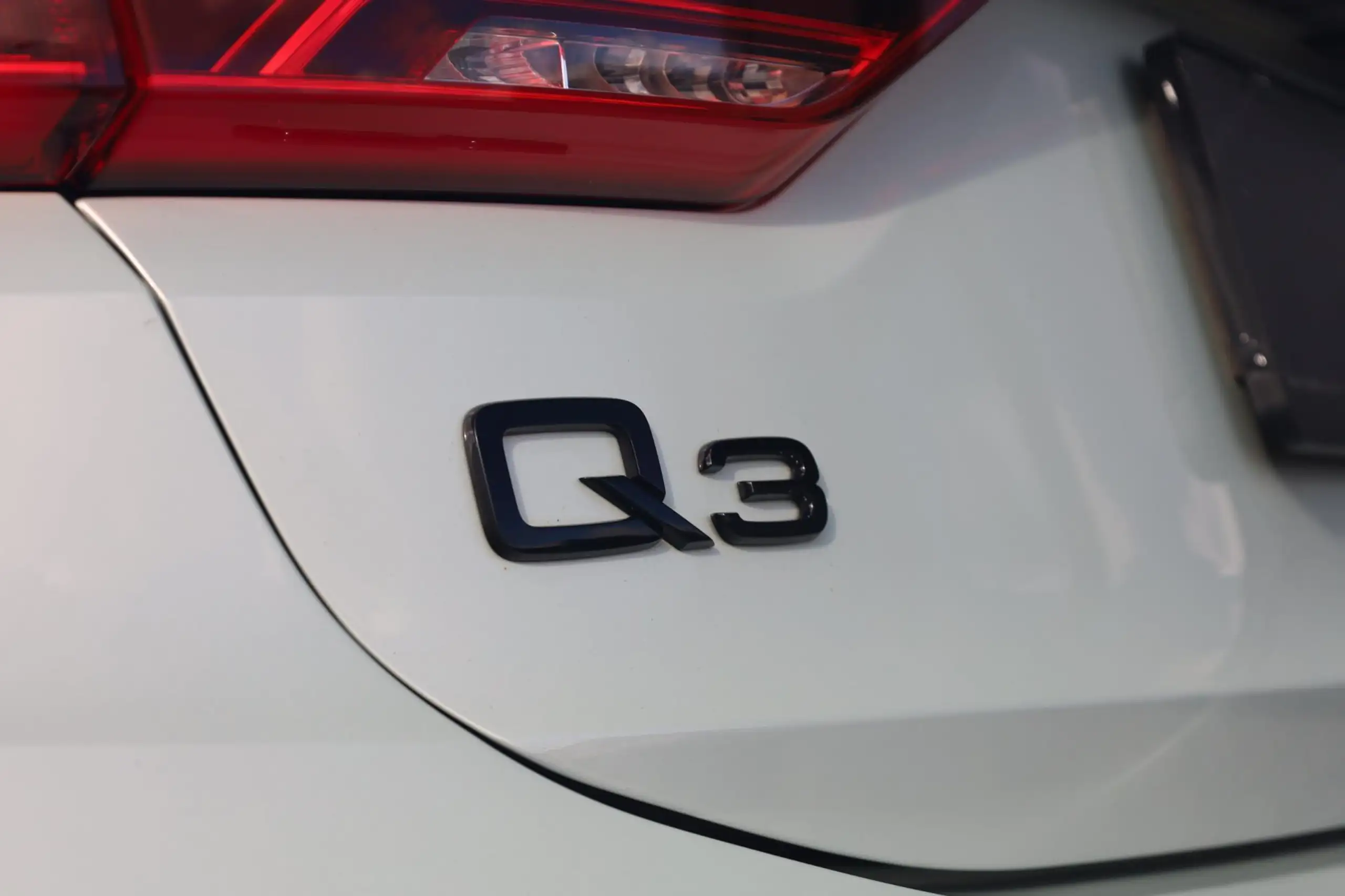 Audi - Q3