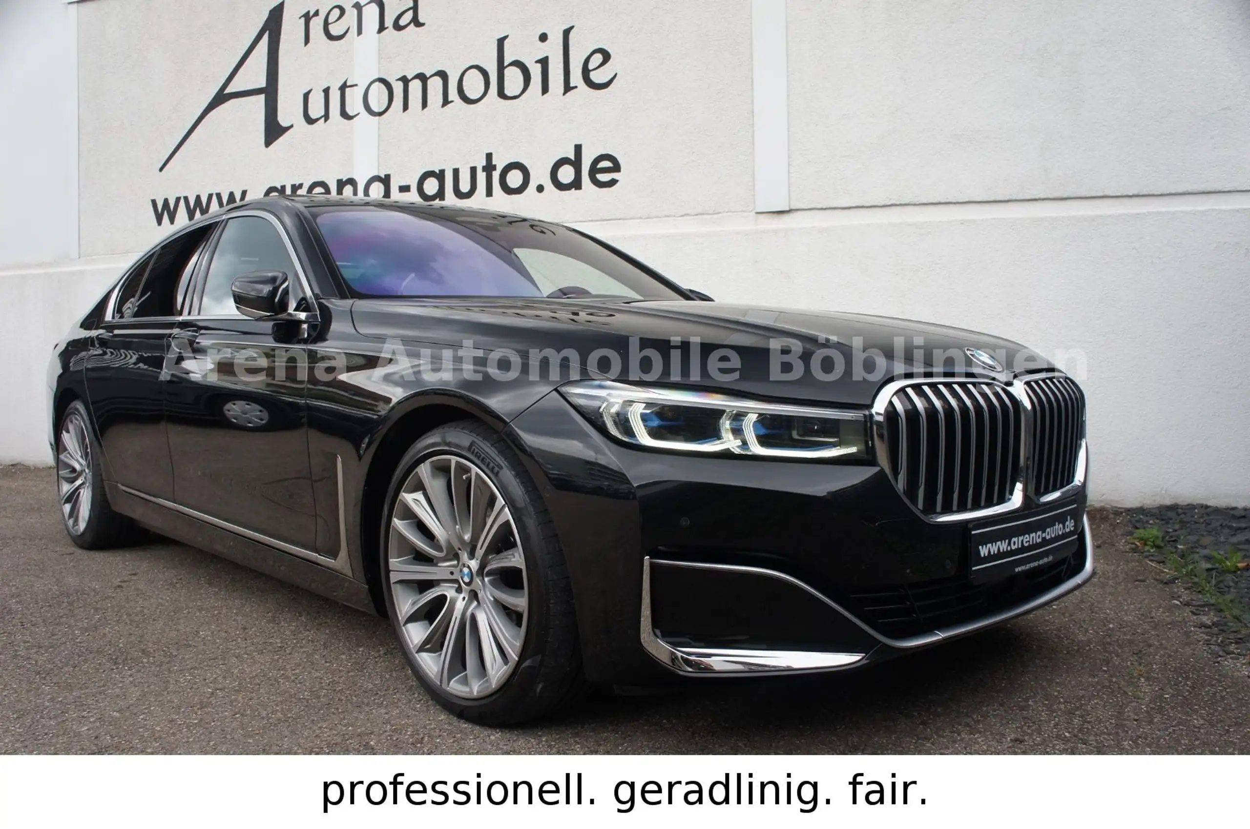 BMW - 730