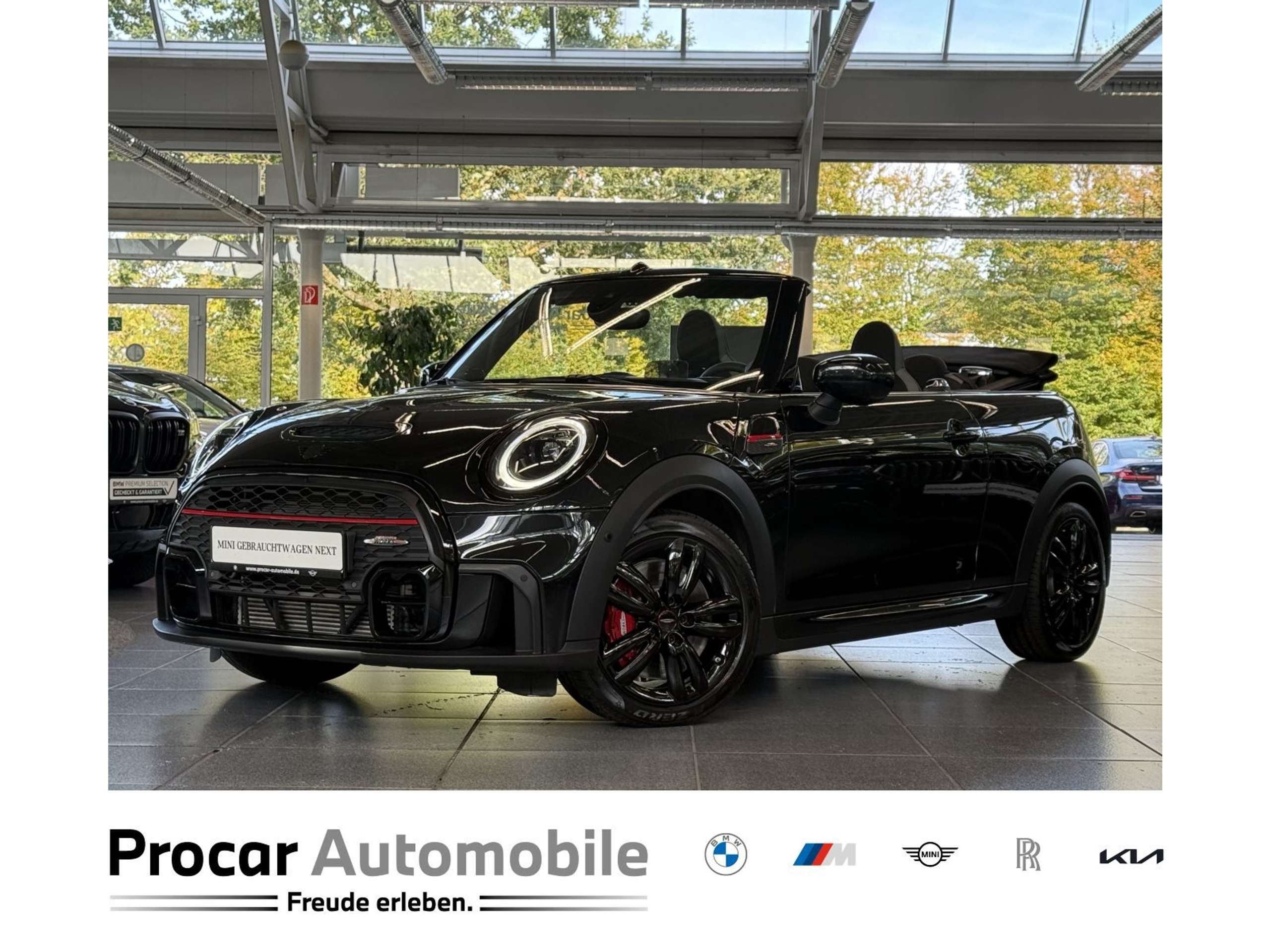 MINI John Cooper Works Cabrio 2024