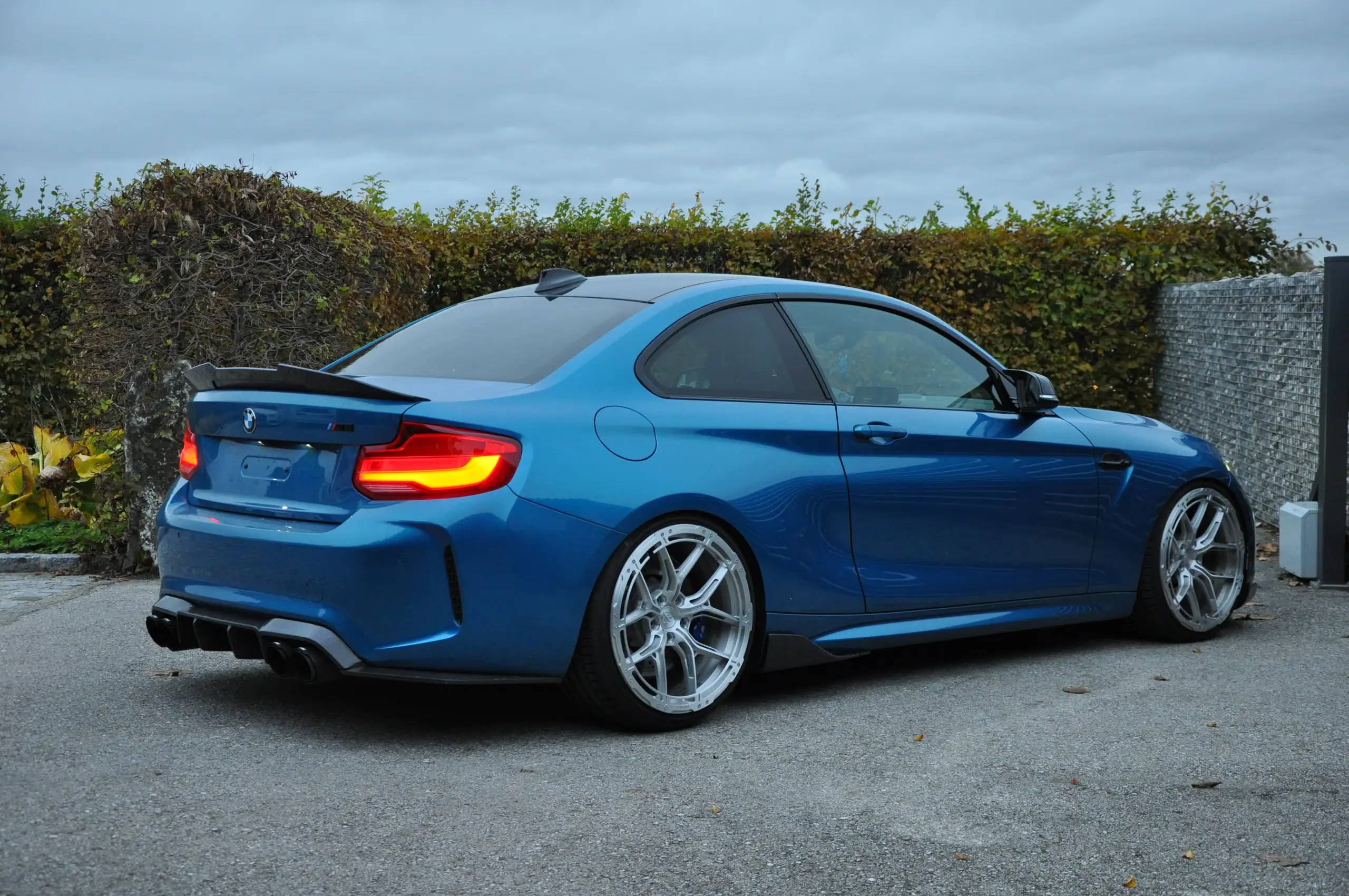 BMW - M2