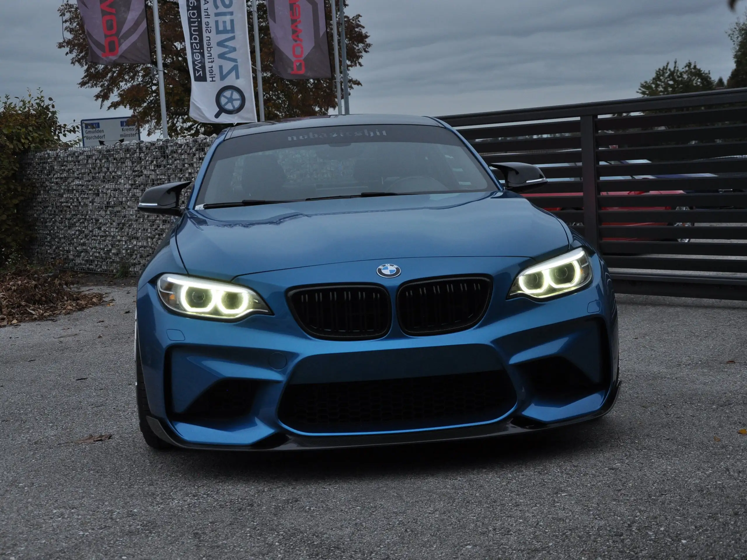 BMW - M2