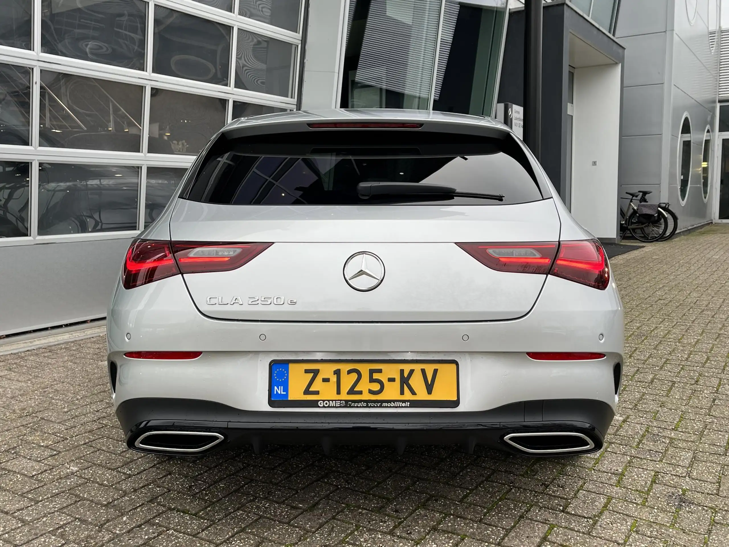 Mercedes-Benz - CLA 250