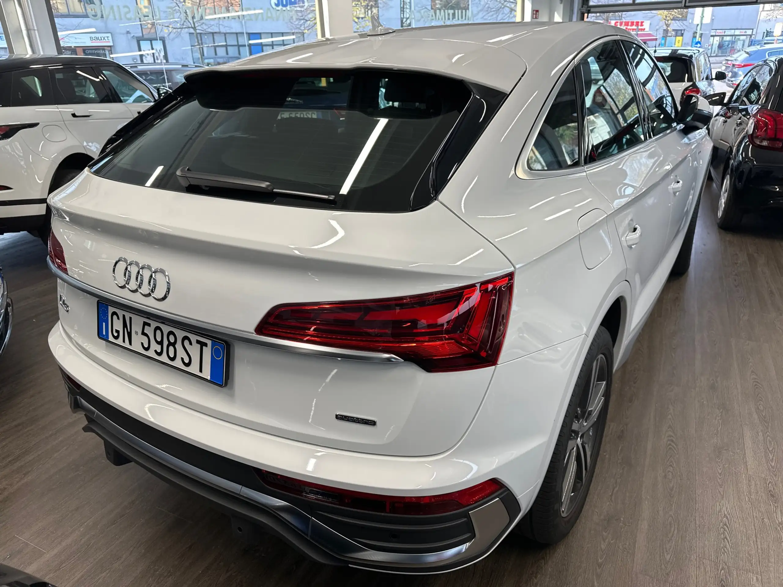 Audi - Q5