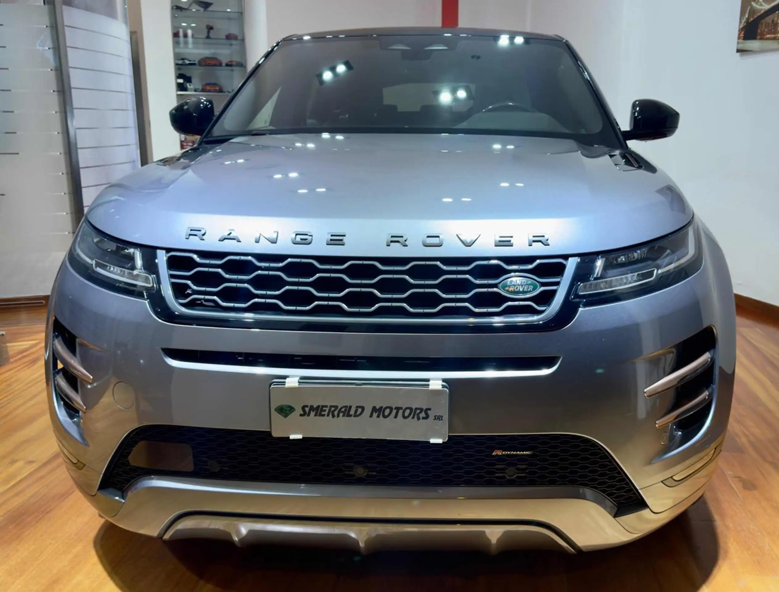 Land Rover - Range Rover Evoque