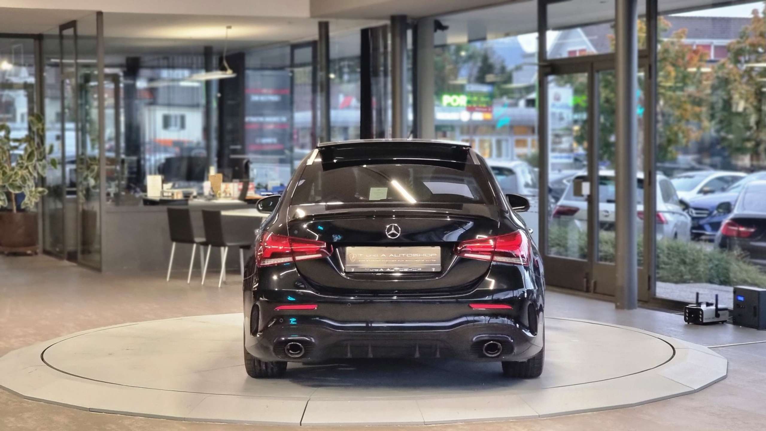 Mercedes-Benz - A 35 AMG